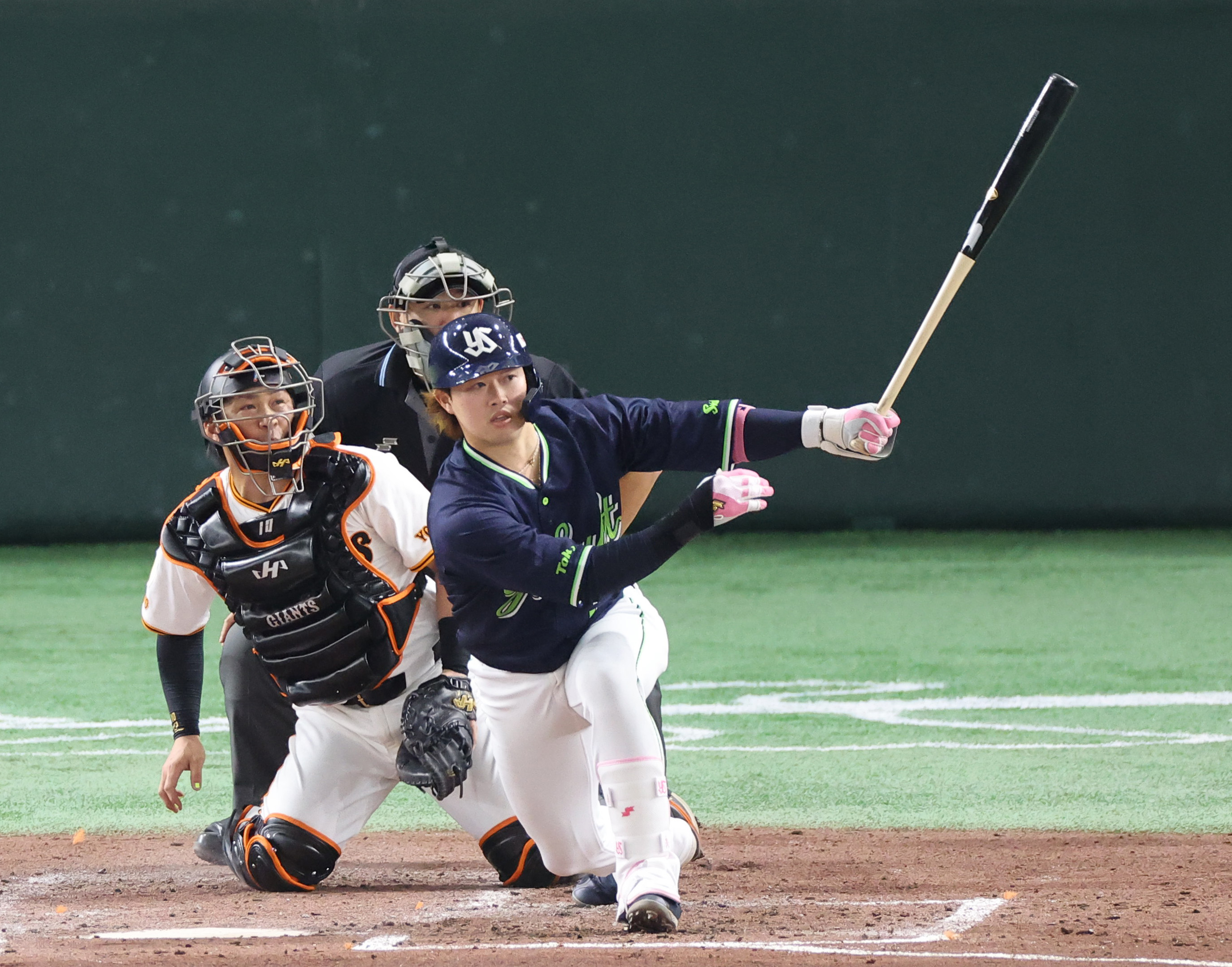 ヤクルト、開幕前哨戦ヤり返した！逆転巨倒 捲土重来のキーマン24歳