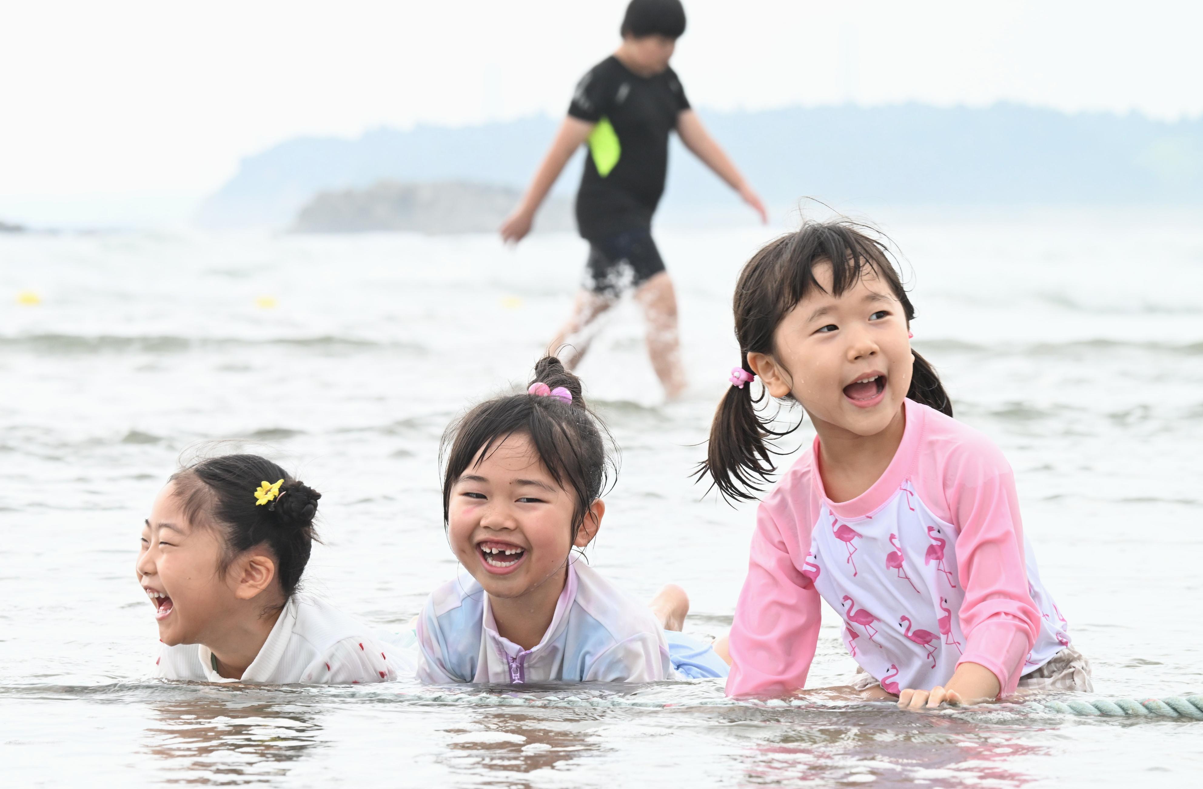 東日本震災と福島原発事故後初、16年ぶり海開き 福島・浪江の海水浴場