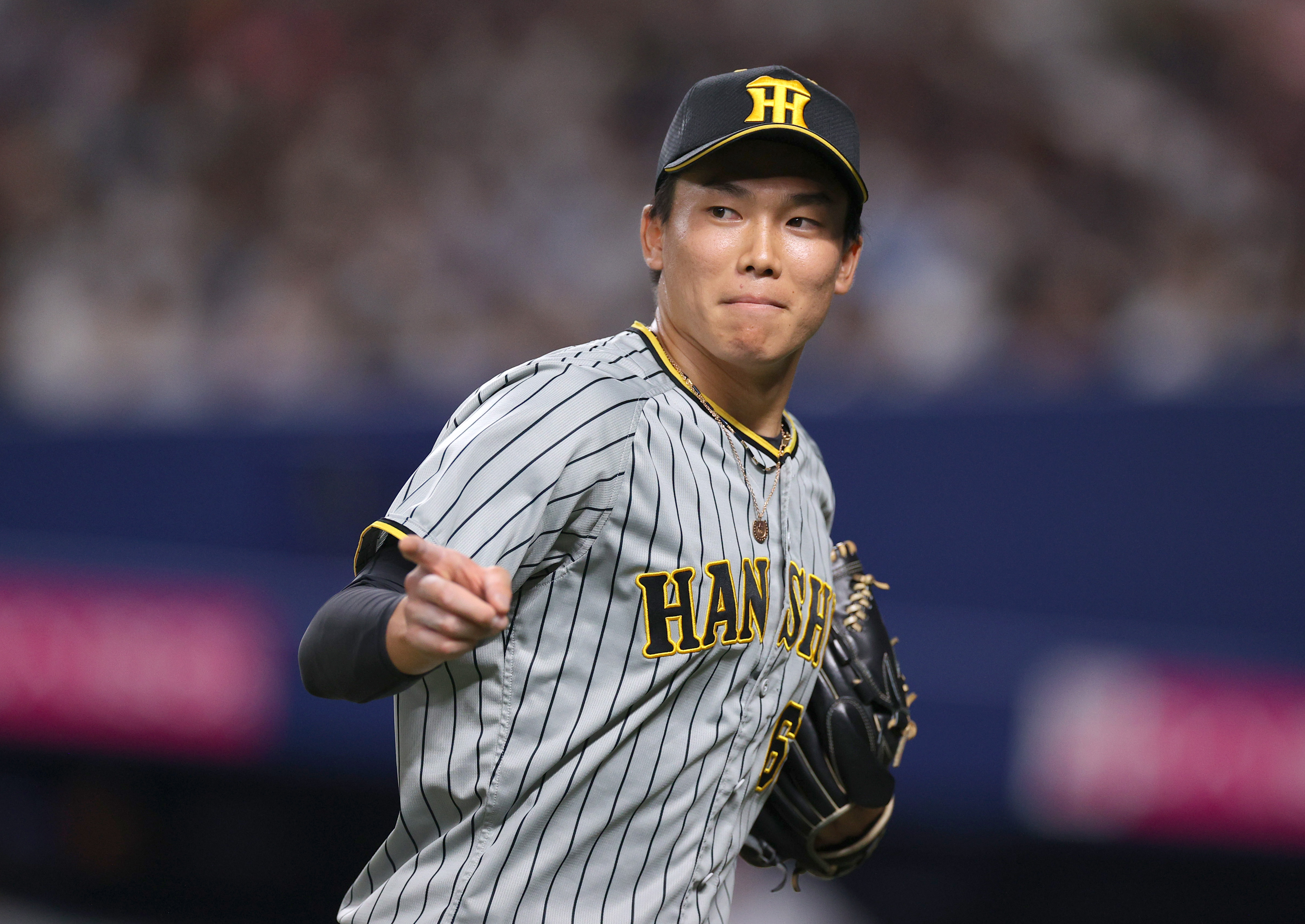 阪神タイガース】湯浅京己 選手 2023 伝統の一戦 レプリカユニフォーム 