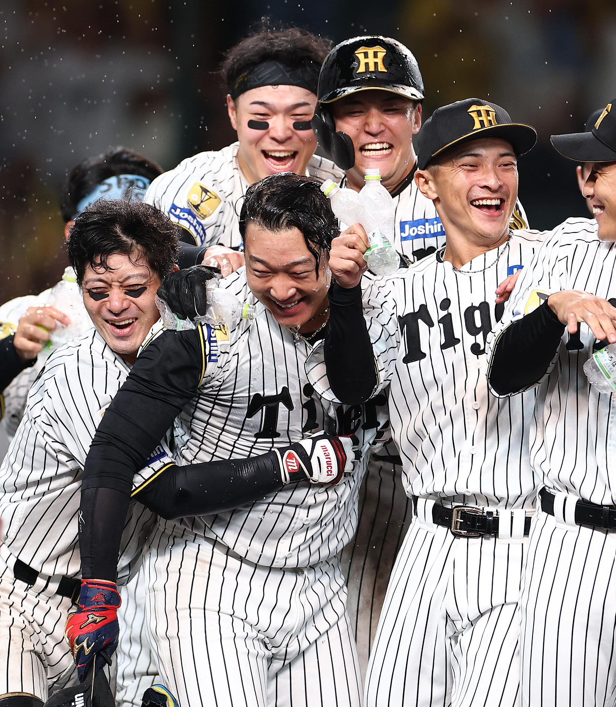 阪神・大山悠輔、藤川球児監督も感動のサヨナラ弾「スコアラーさんも