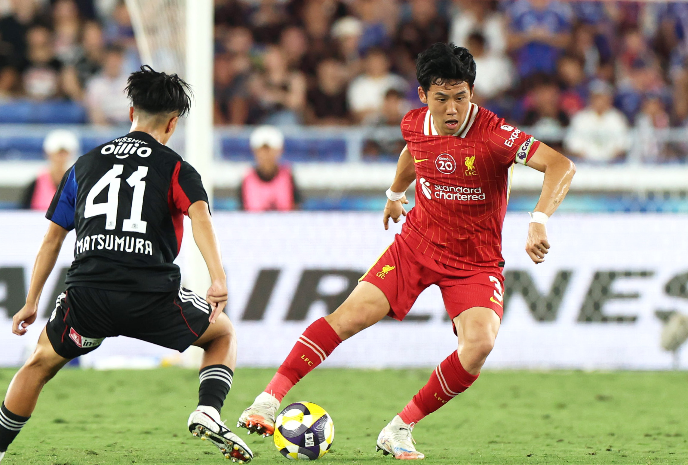 リバプール　遠藤航選手　サイン入り　サッカースパイク サッカーショップKAMO限定”のFUTURE 7！！ 遠藤航選手のサイン