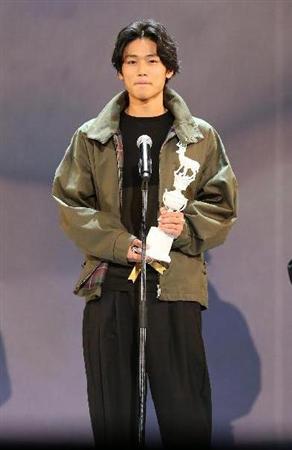 塩顔男子中川大輔さん ２０００人の頂点 坂口健太郎も歓迎 サンスポ