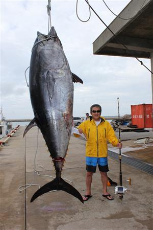 死闘６時間半 松方弘樹 自己ベスト３６１キロの超特大マグロ 産経ニュース