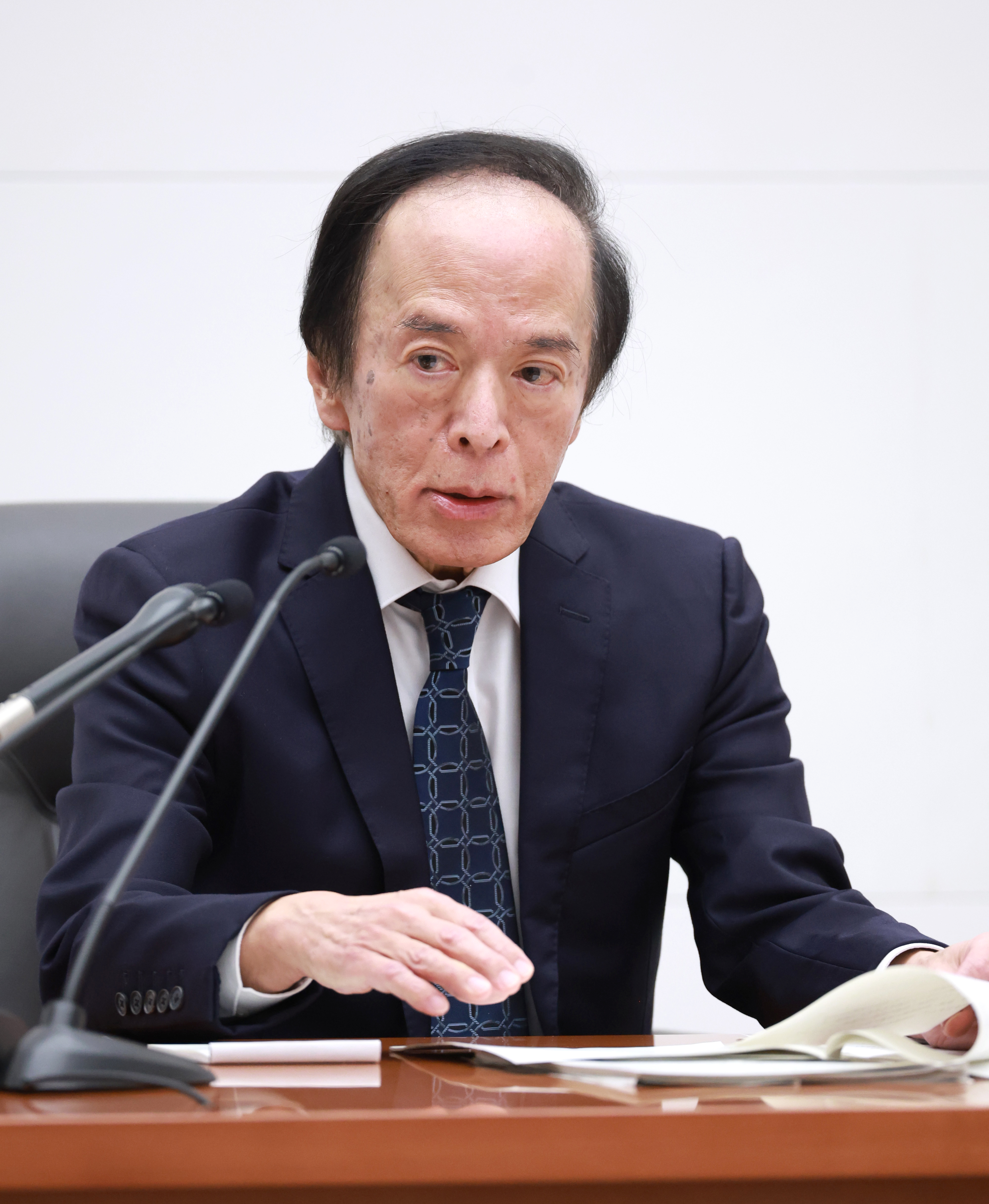利上げ再開の日銀・植田和男総裁、来年の高水準賃上げに自信 「可能性