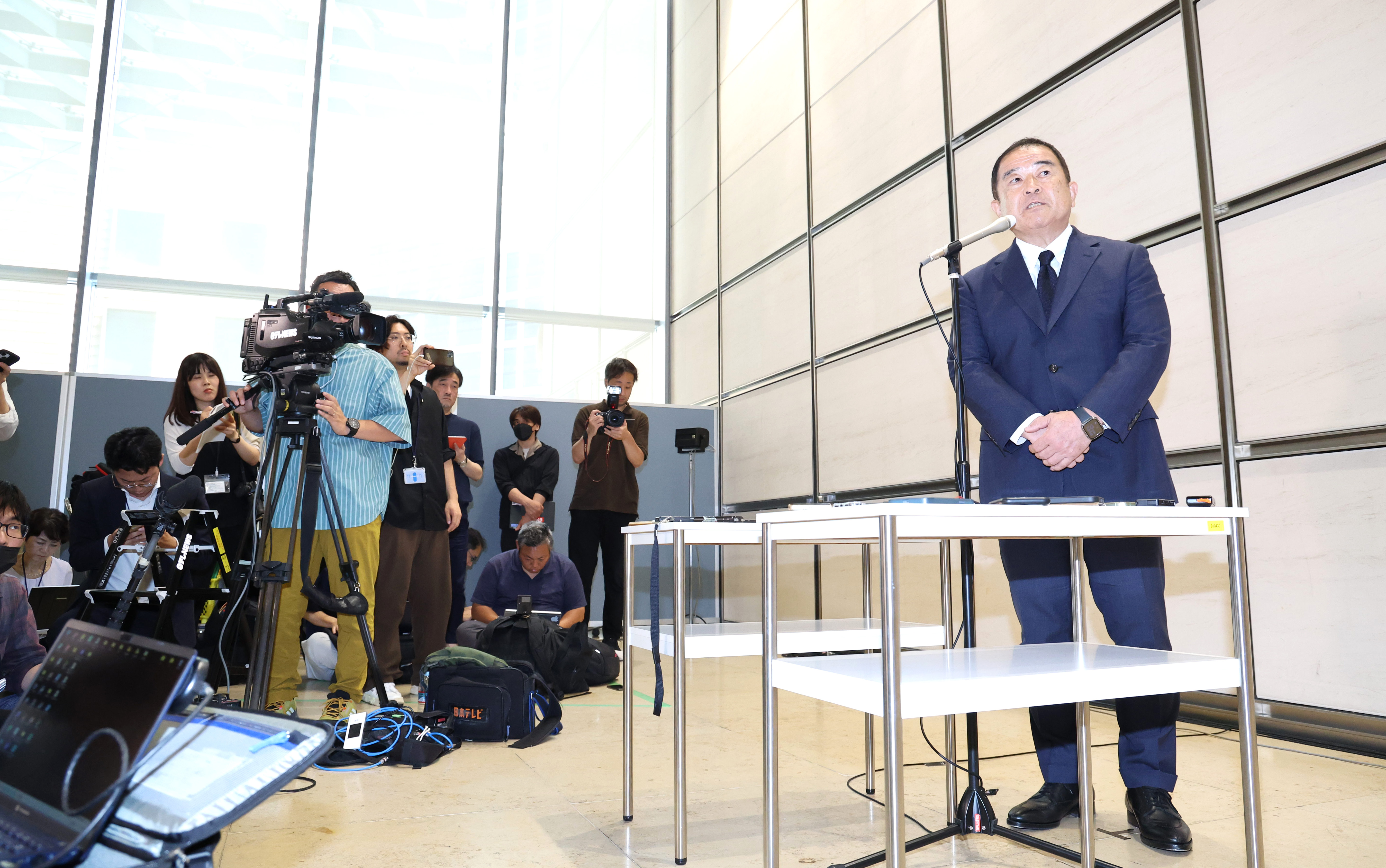 国分太一わいせつ事案告発「なぜ文春に流出」「漏らしたのは誰」（1/12