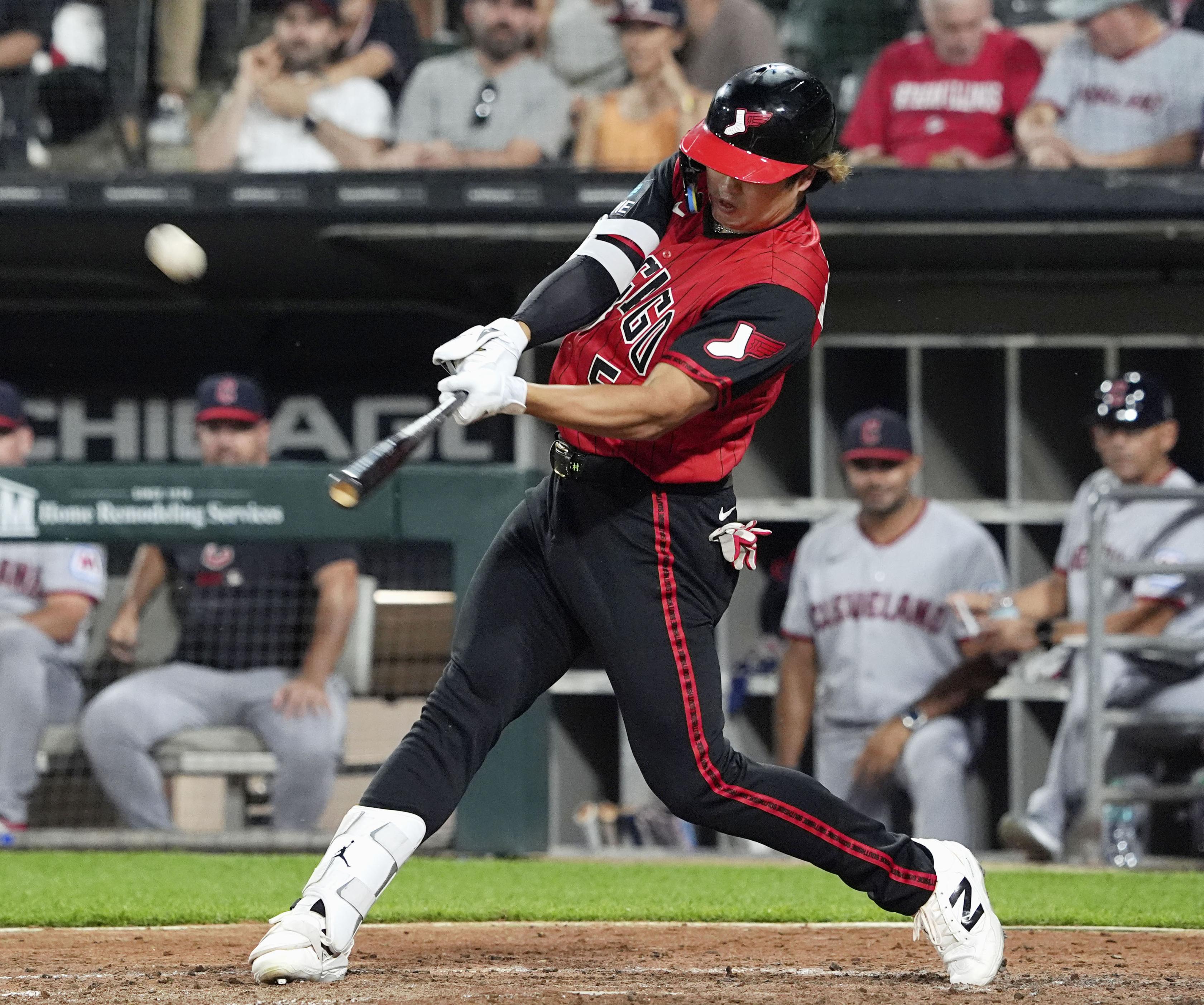 MLB】村上宗隆、6試合ぶり25号ソロ！ ファン大熱狂 8月初アーチ 15打席