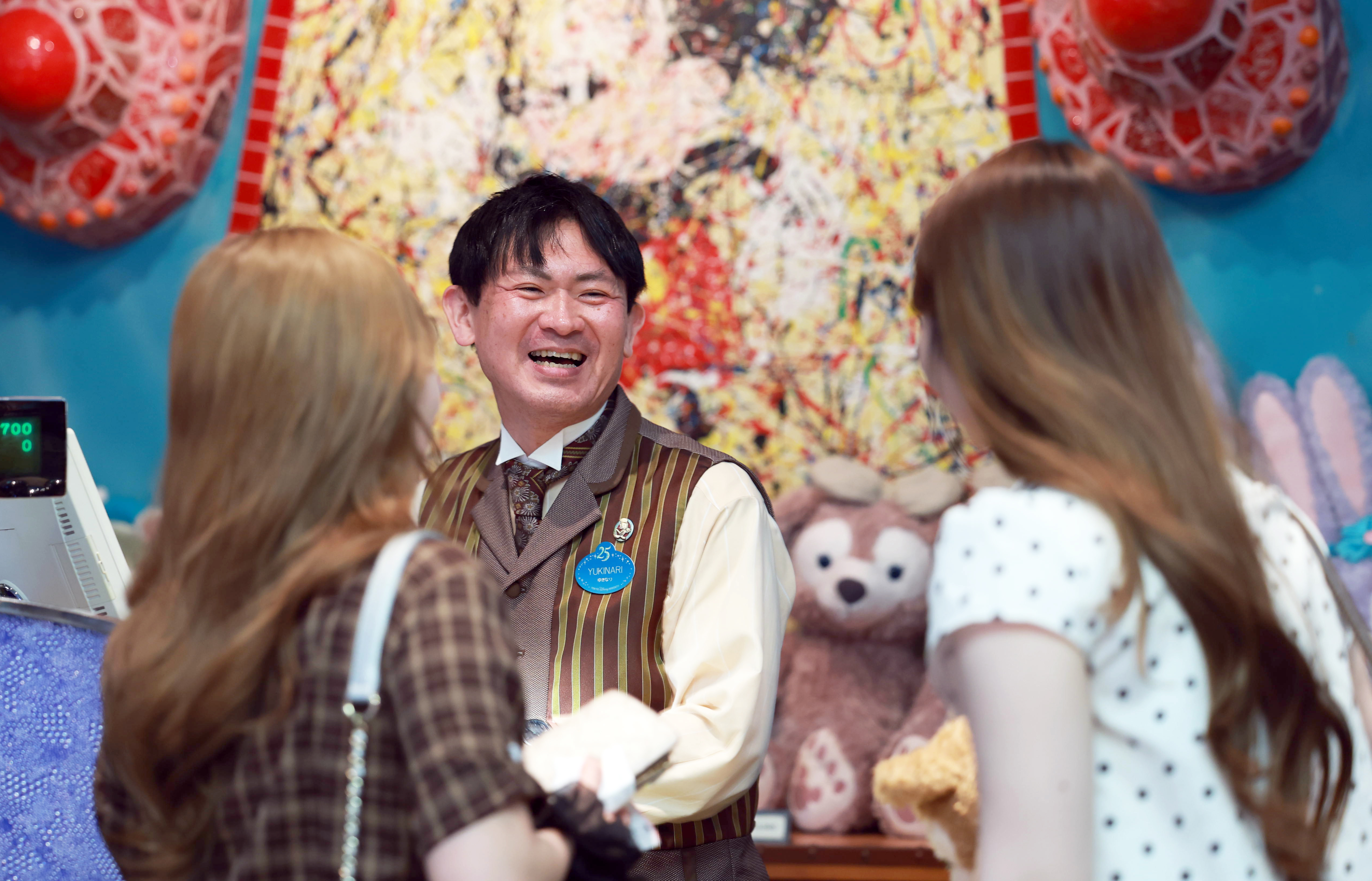 ダッフィー探し！！様4月2日まで取り置き 開園時、人気はなかったが…ダッフィーが変えた夢の世界 思い出の一こま