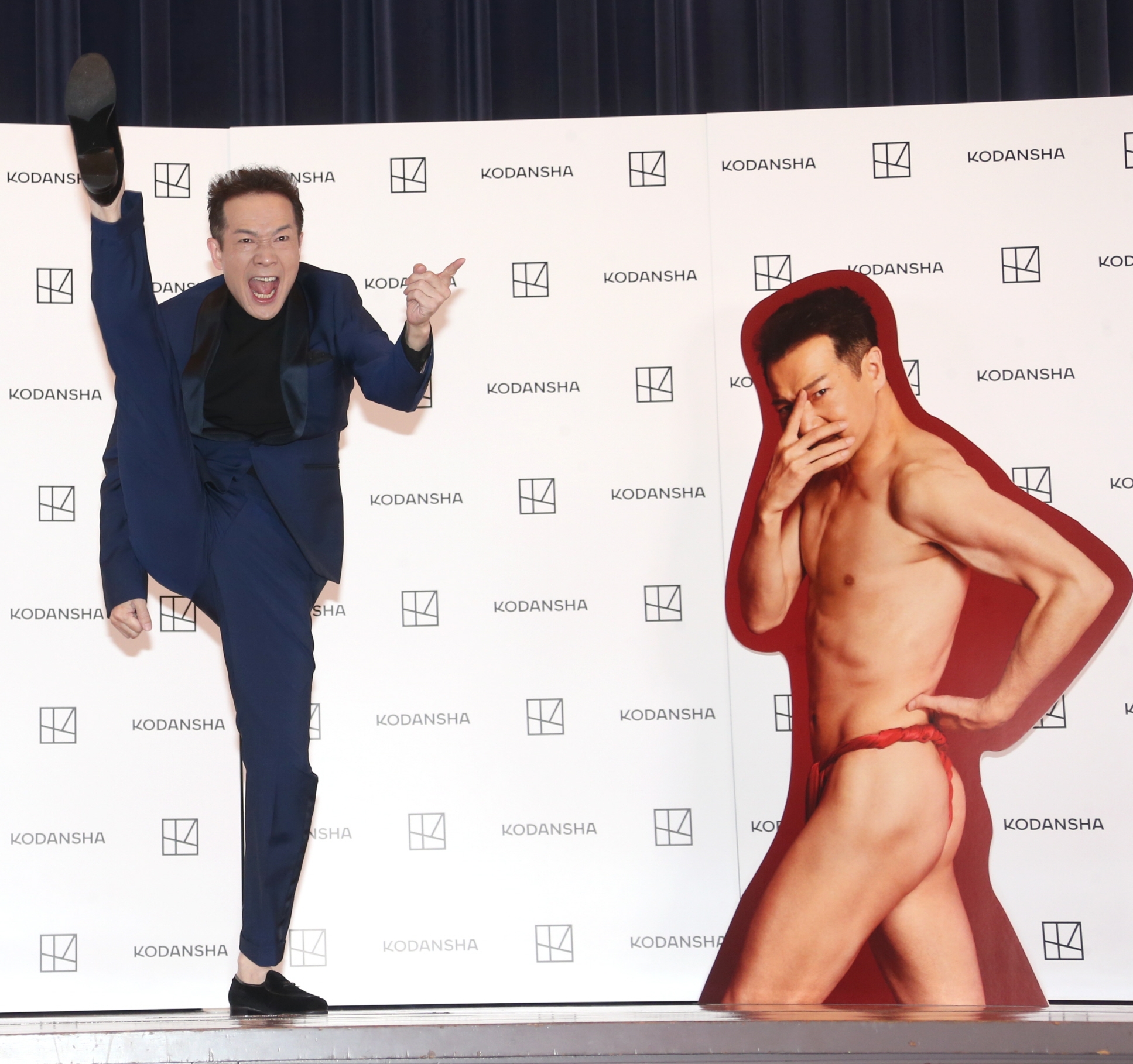田原俊彦「こんなに脱ぐとは思わなかった」 還暦記念写真集で赤