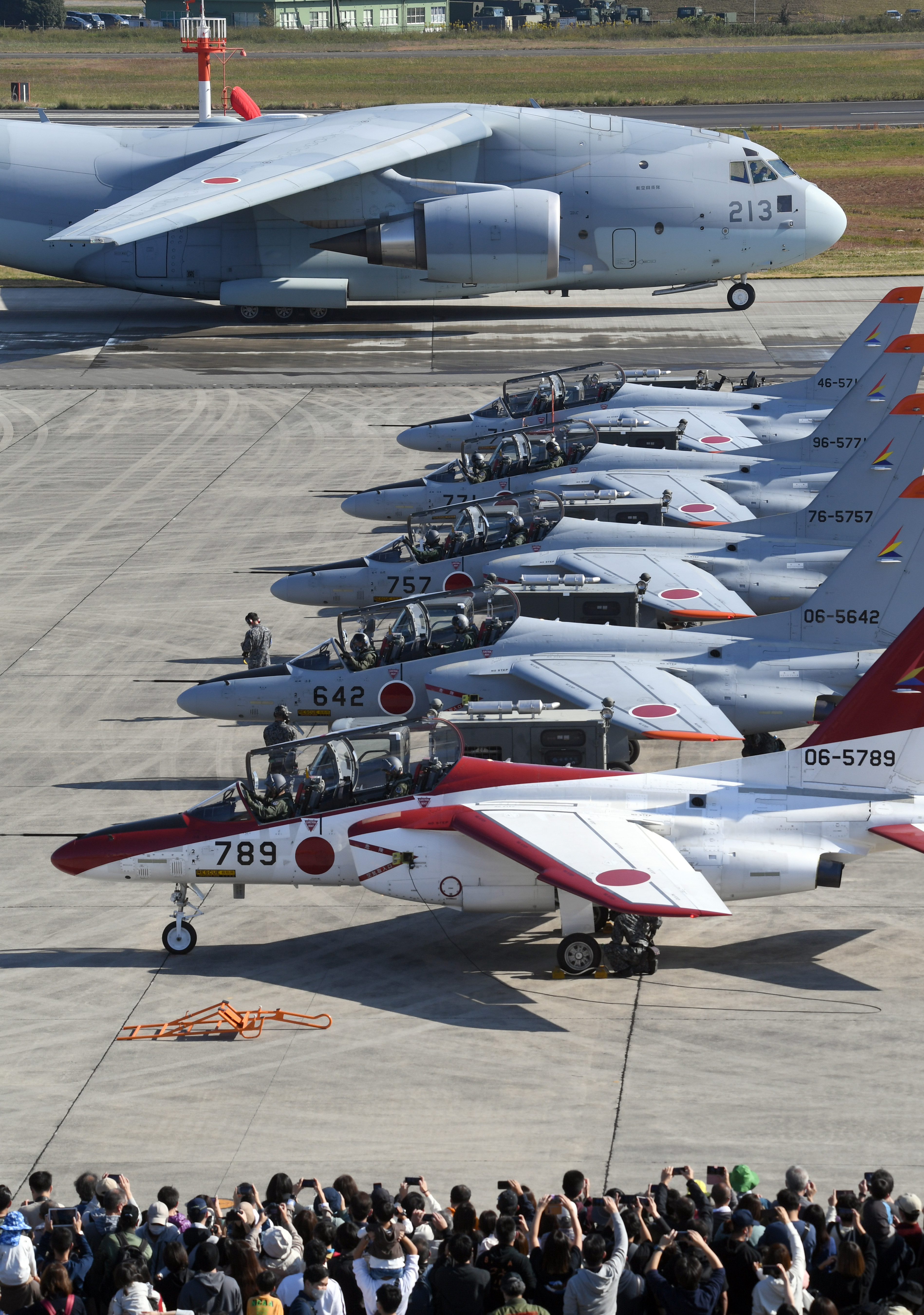 動画】【フォト＆動画】入間基地で3年ぶり航空祭 - 産経ニュース