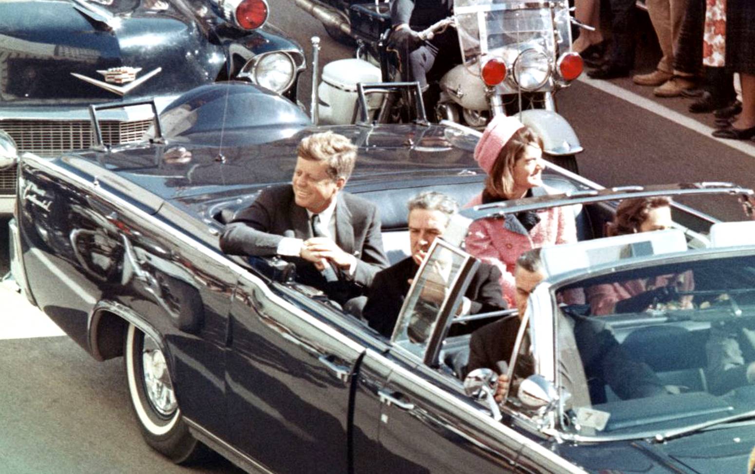 【歴史的価値】JFK ジョン・F・ケネディ大統領暗殺時の米国ハワイの新聞 歴史的価値】JFK ジョン・F・ケネディ大統領暗殺時の米国ハワイ
