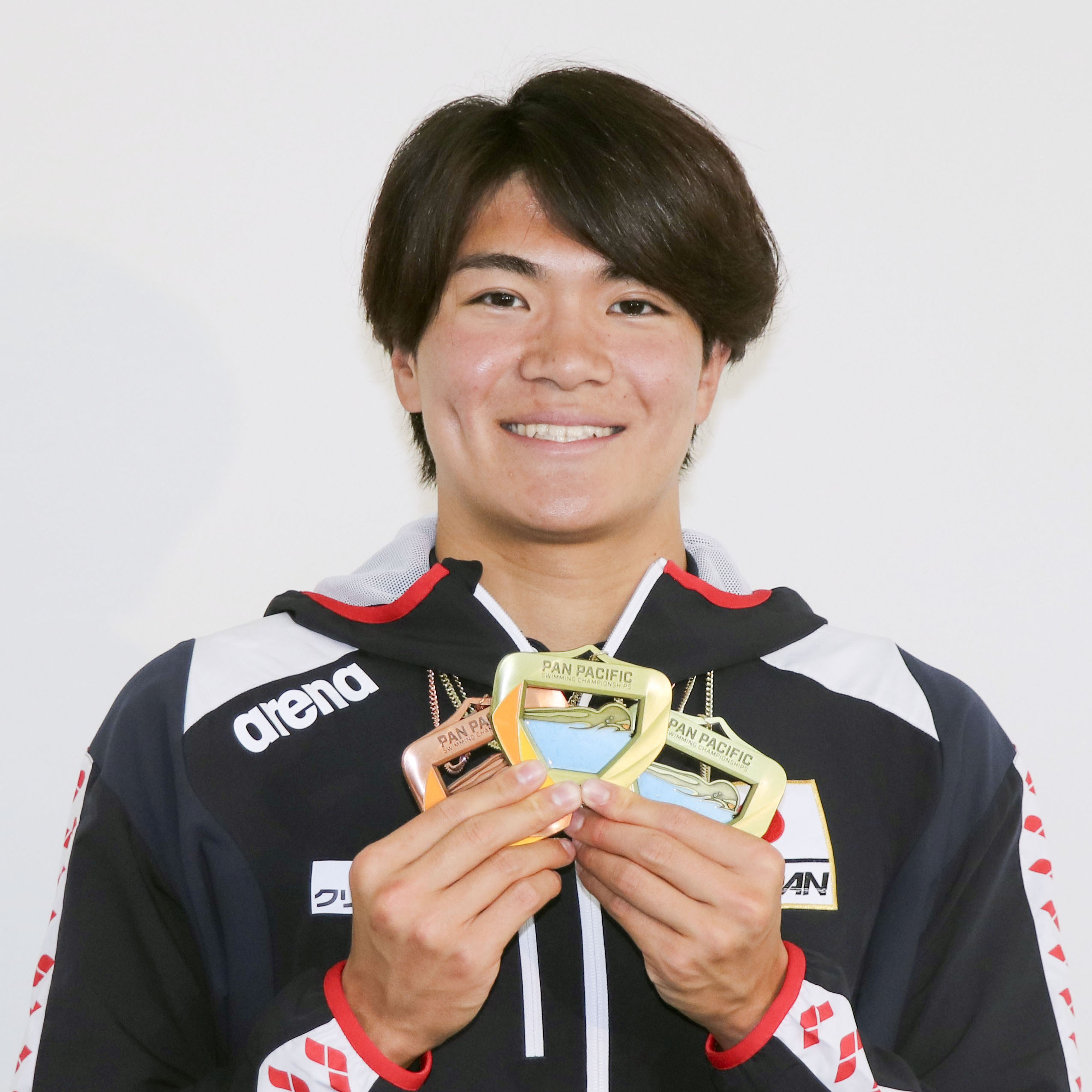 競泳日本代表、パンパシ選手権から帰国 2冠の松下知之「最低ライン