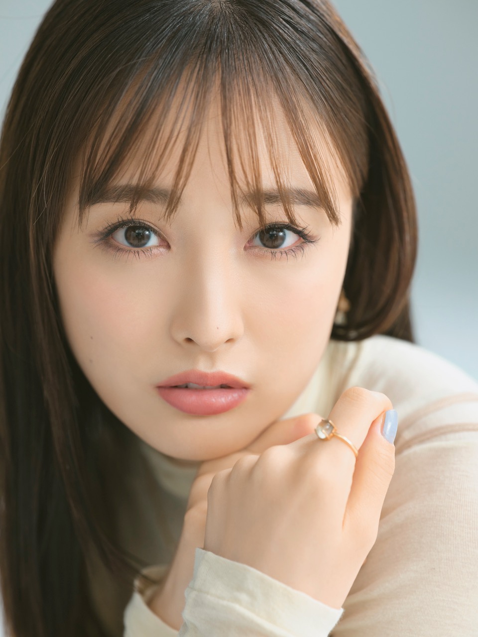 大友花恋　全身パネル2016年　2015年の2種類　新品 大友花恋・写真集「Karen3」発売記念イベント「素敵な20代への