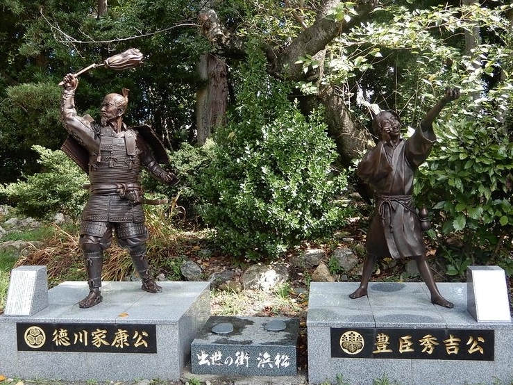 【非売品】超激レア 江戸消防記念会　徳川家康像建立記念　置物 徳川家康公銅像（両国）｜東京とりっぷ