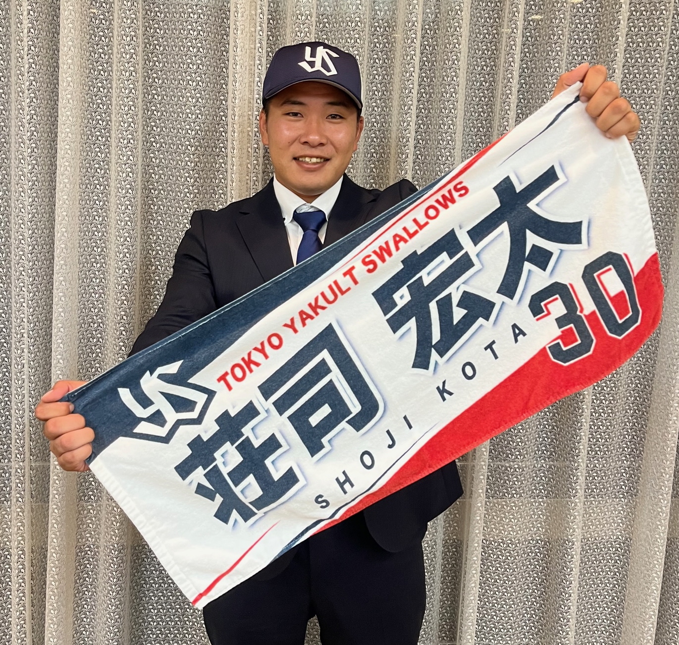 ヤクルトD3位・荘司宏太、1年目から守護神目指す「一番なりたい