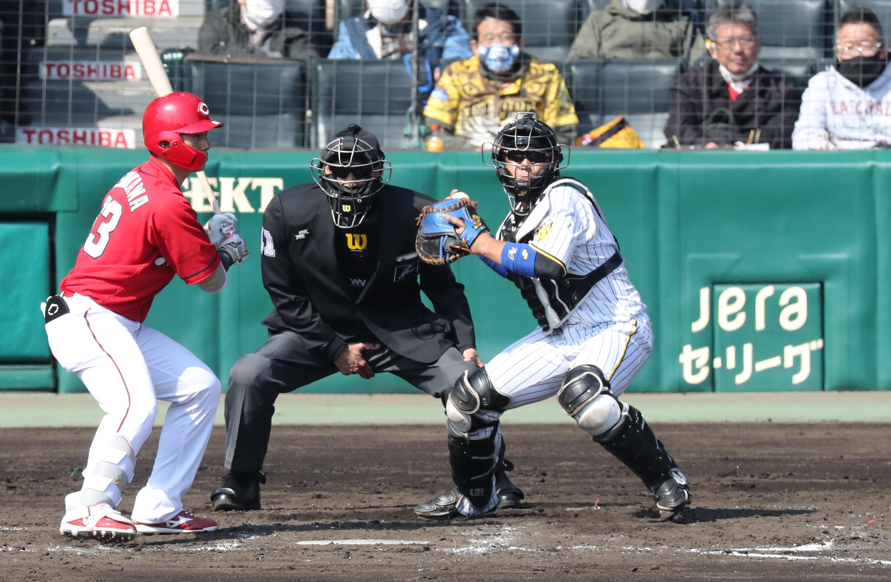 阪神 梅野隆太郎 好判断 強肩で先発の西勇輝救う 甲子園からは拍手 サンスポ
