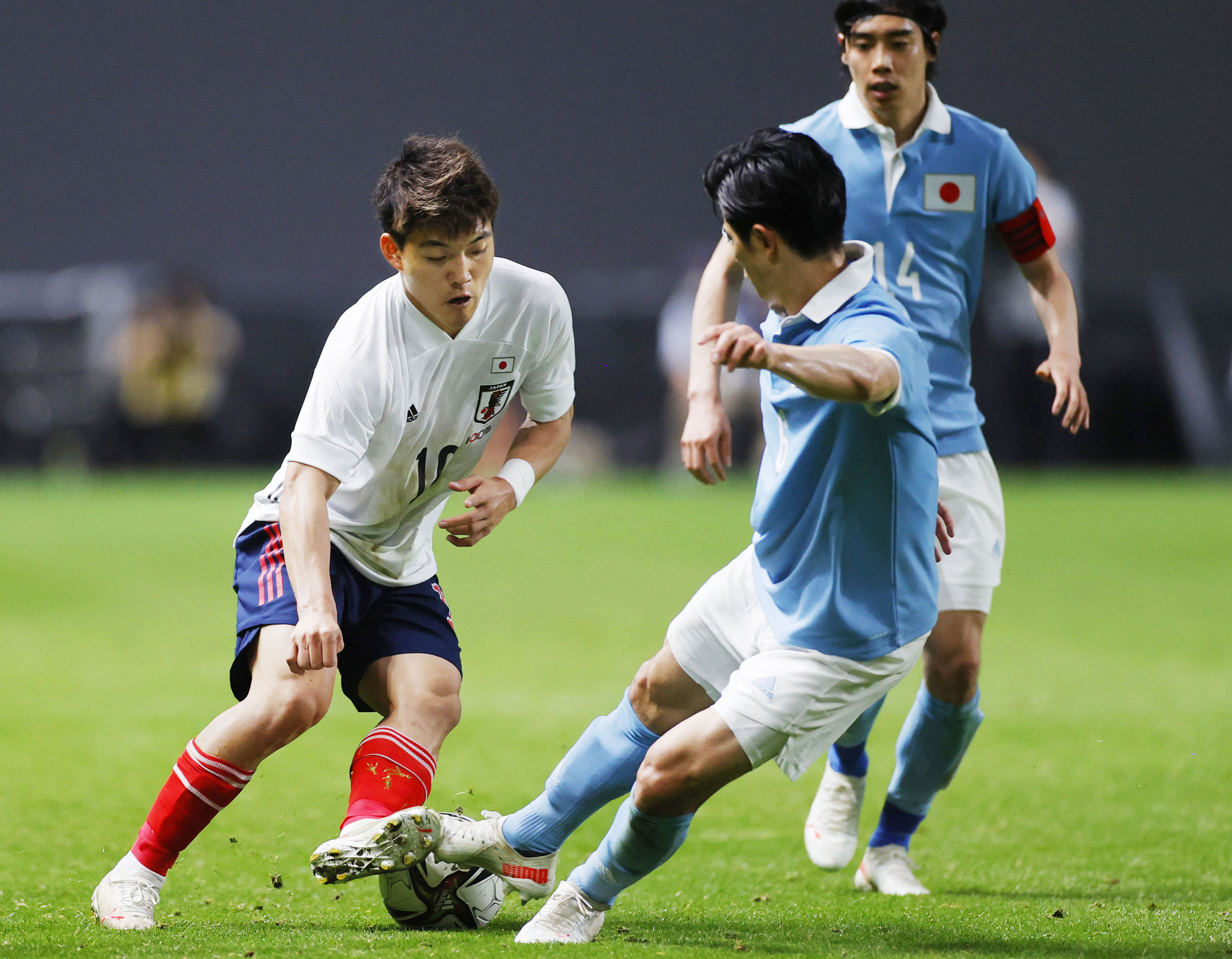 サッカー 日本 代表 背 番号