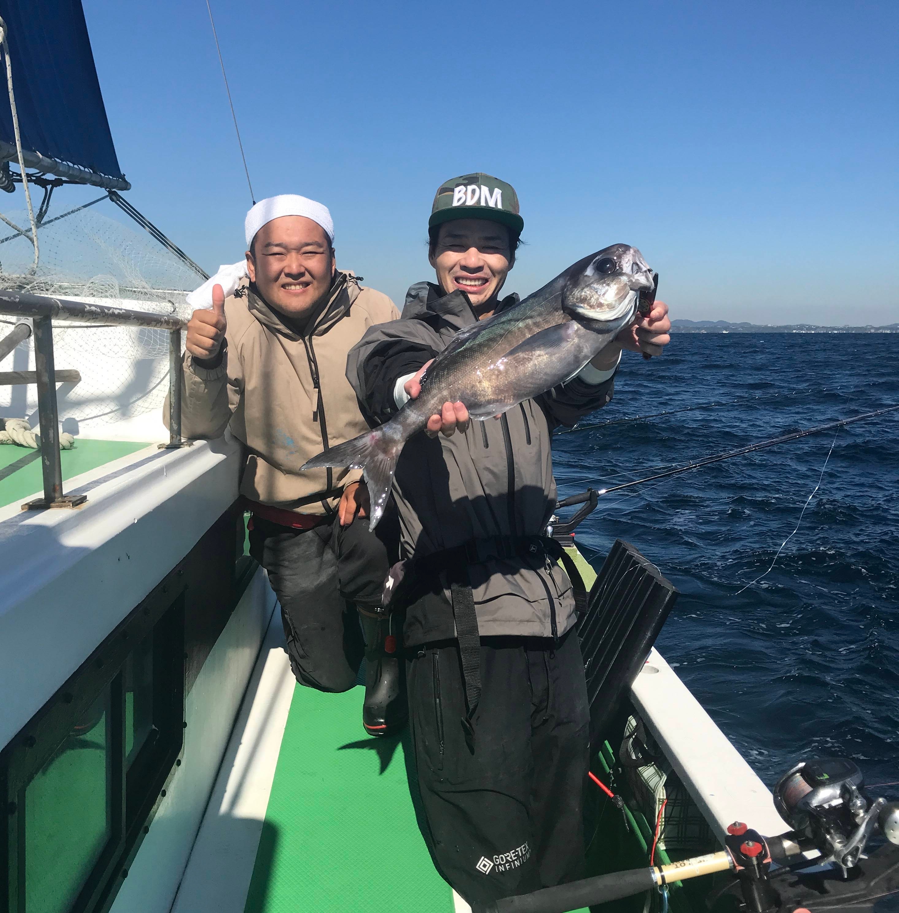 よしもと釣り部通信】デニス松下 海の王者マダイ ヤリイカの泳がせで