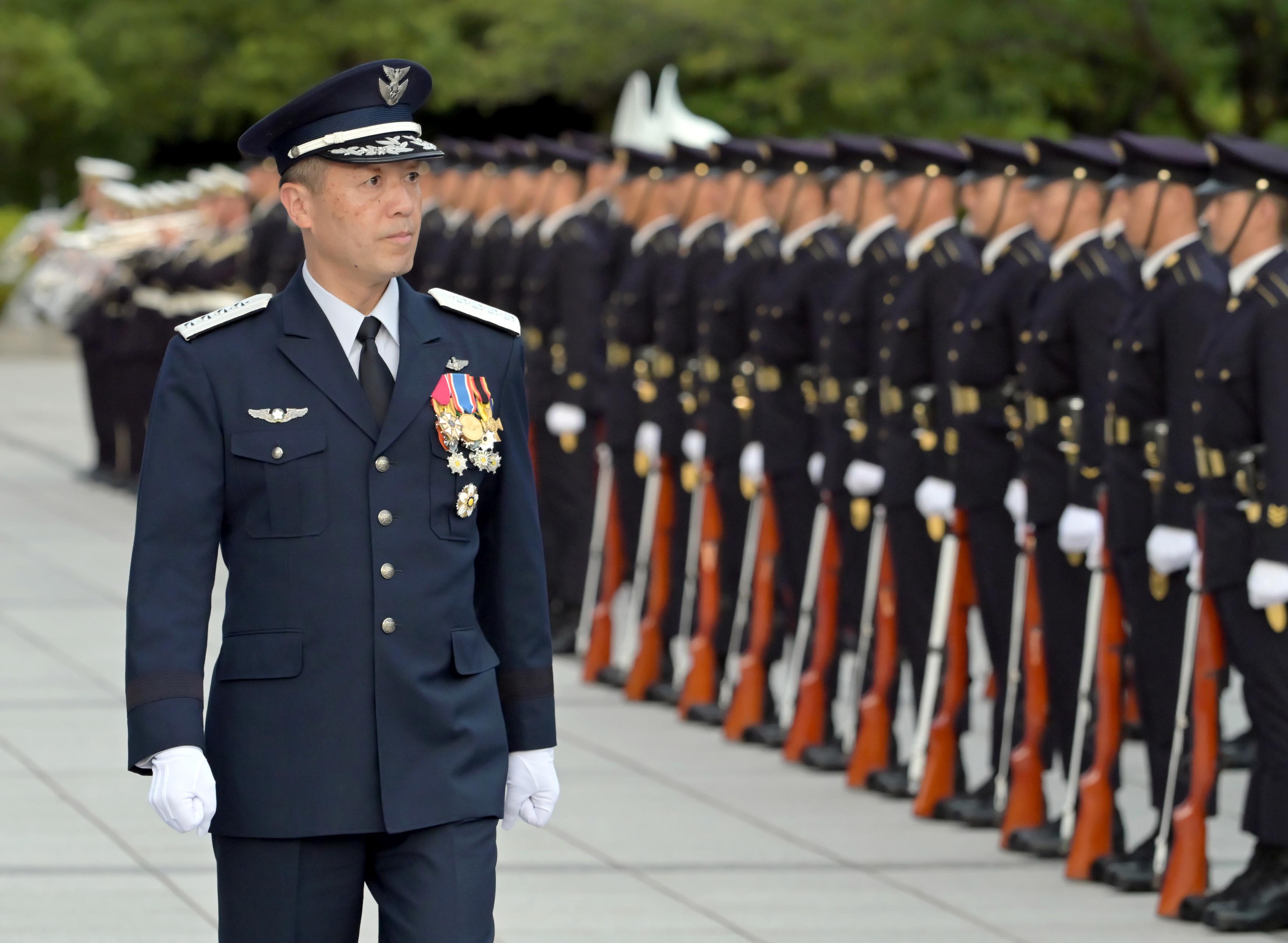 【チャレンジ】激レア　自衛隊　統合幕僚長 M6ZTABLWDRPNXIJK46RKEZCRJE.jpg