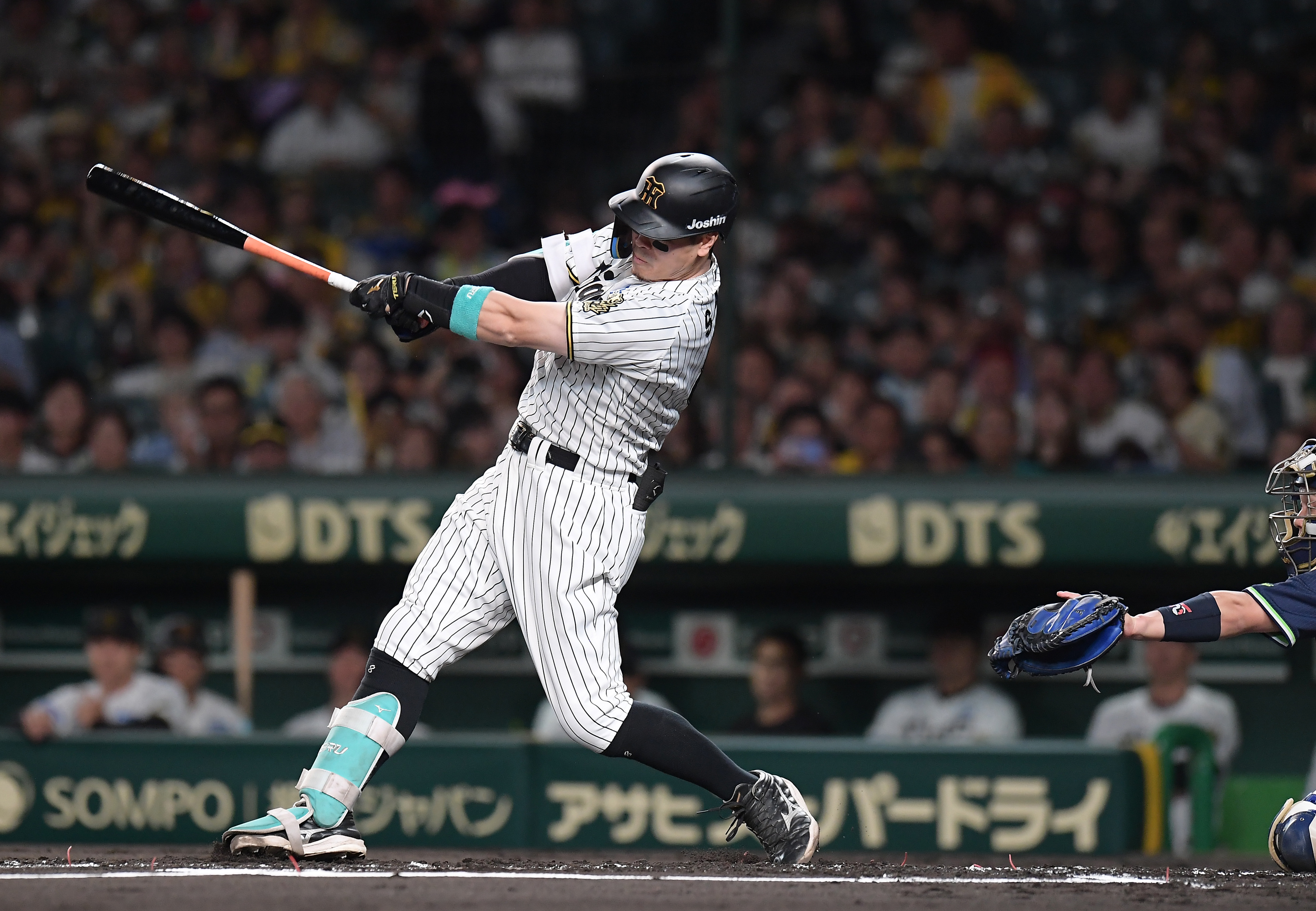 虎タウンリアルカード 佐藤輝明選手 打点王 2025 ✩5 阪神・佐藤輝明