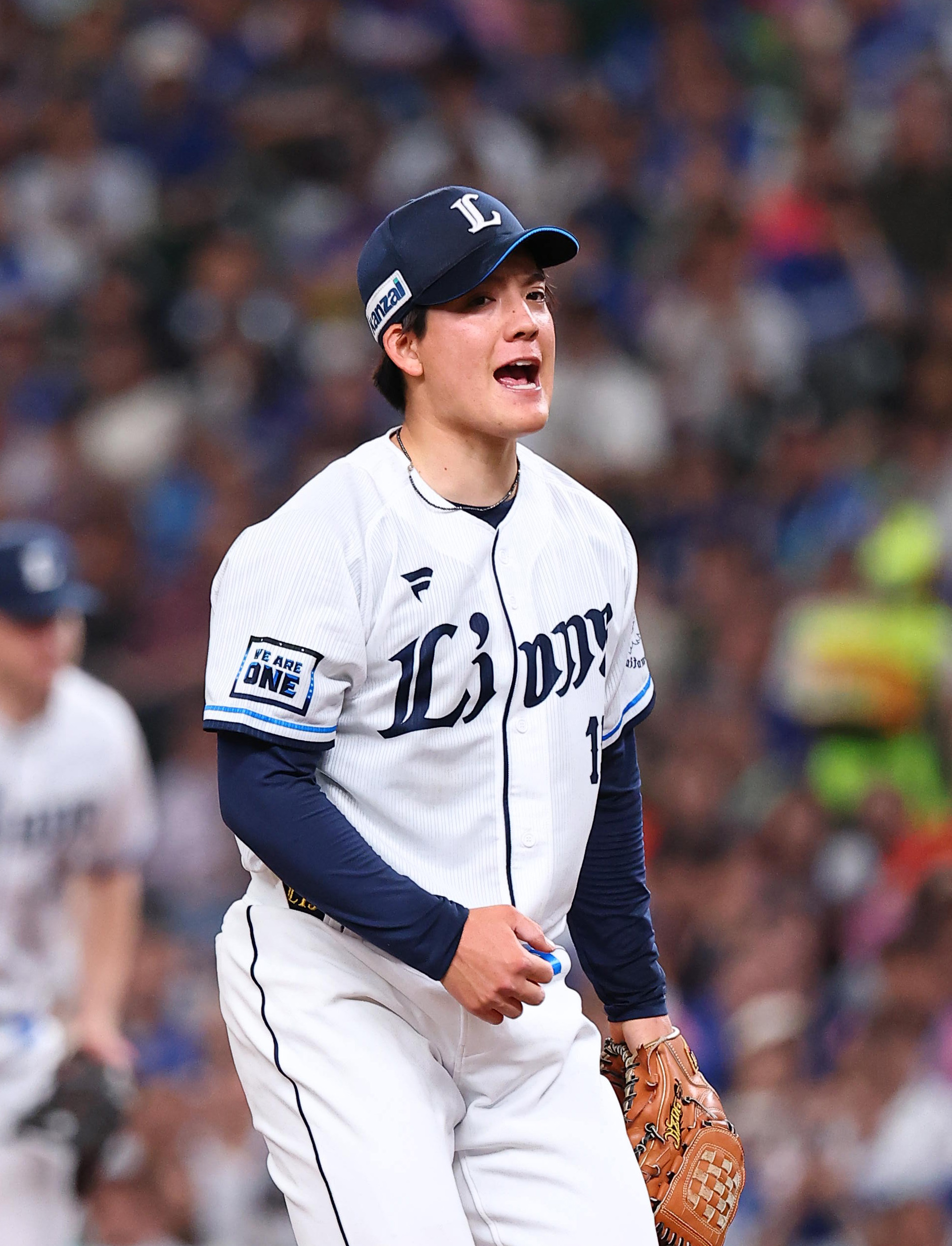 通路近く3/26(土)巨人vsヤクルト1枚オレンジタオル付[スカイ5]