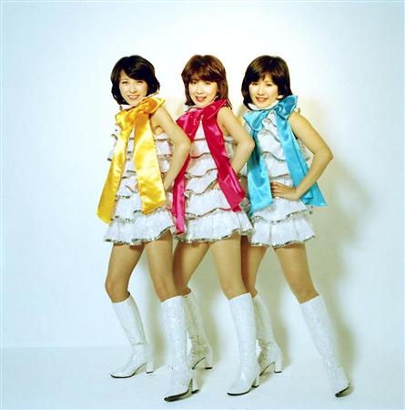 キャンディーズ写真 キャンディーズ伝説の解散ライブ蘇る！初の50曲入完全版DVD発売へ