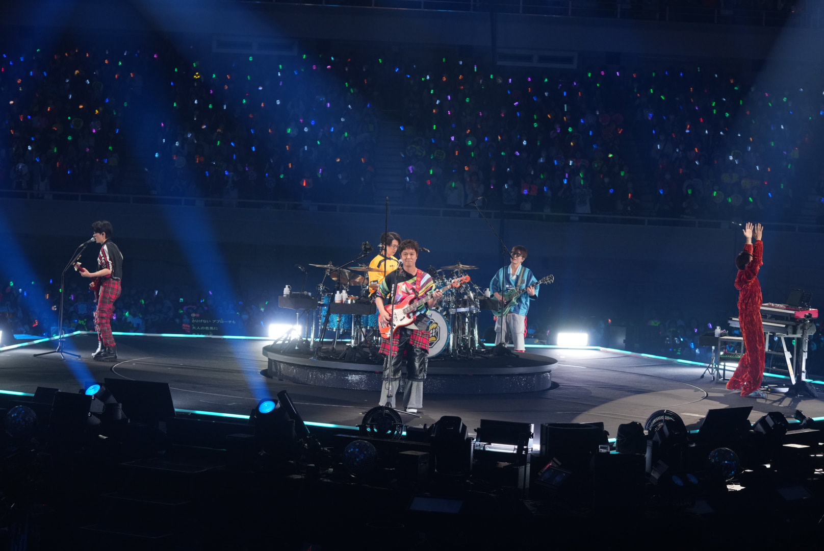 SUPER EIGHT、初武道館「超八」開催 ロックの聖地に参上！360度eighter