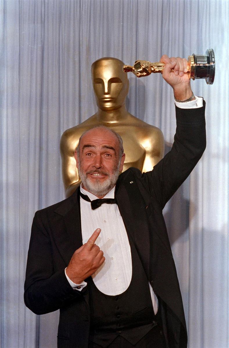 ショーン・コネリーさん死去に悲しみ広がる…ヒュー・ジャックマン「彼