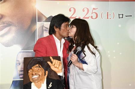 松崎しげる 山崎ケイの唇にチュッ ６７歳 僕のテクニック イザ