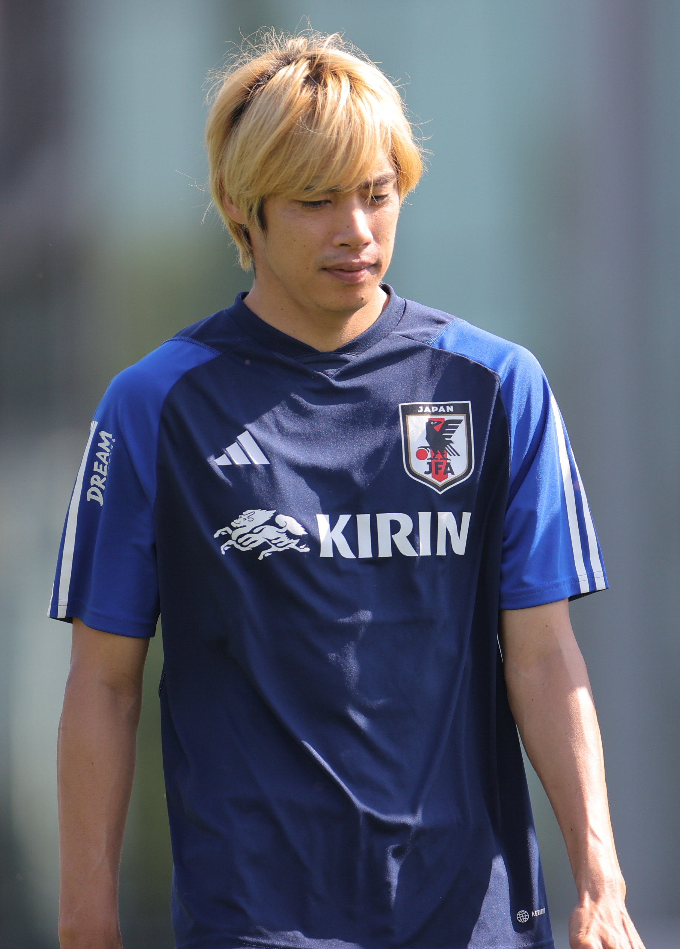 値下げ交渉可！ 日本代表 伊東純也（M） 伊東純也、期待される日本代表復帰は「まだわからない」 今は