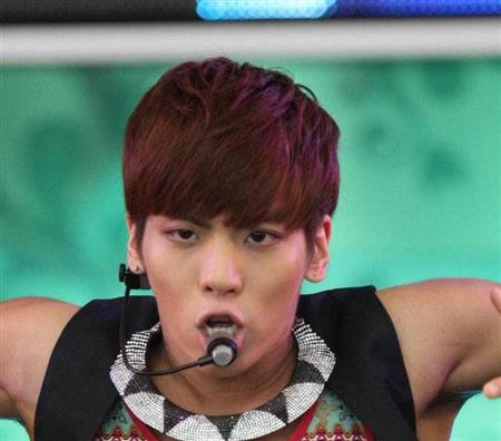 SHINeeのジョンヒョンさんが死去 公式サイト発表「悲痛な