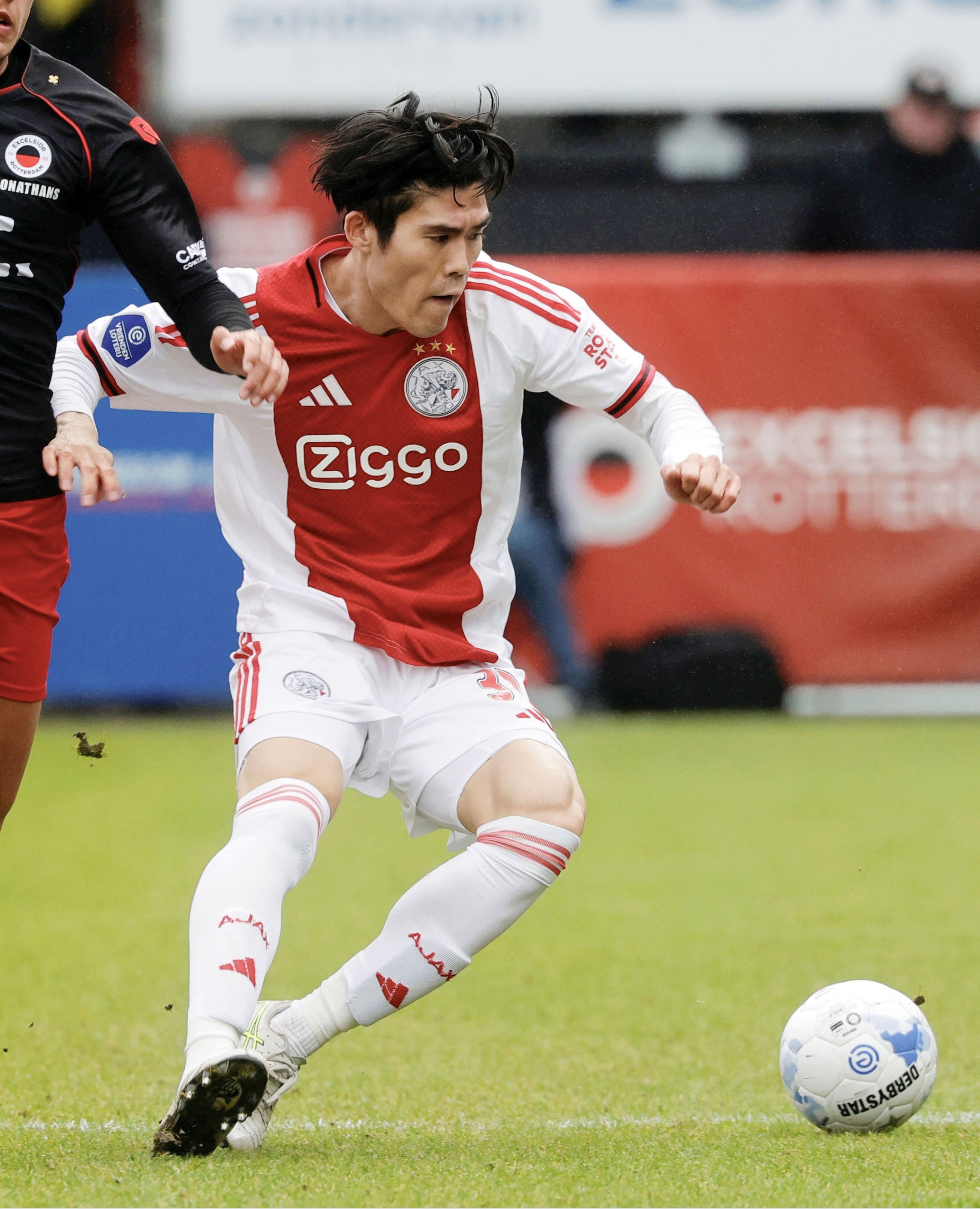 オランダ1部アヤックス加入の冨安が初出場 公式戦は2024年10月以来