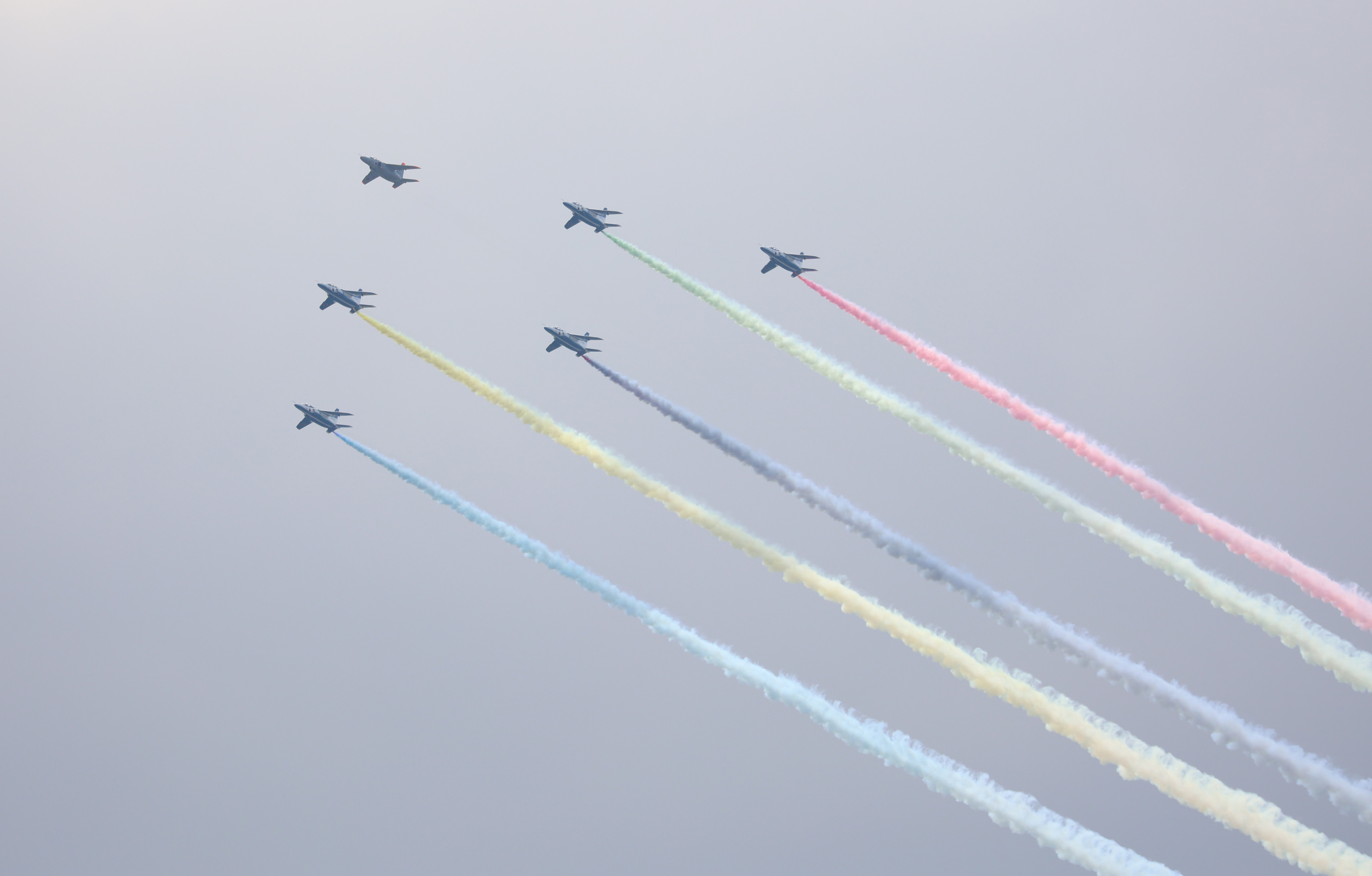 ありがとう ブルーインパルスに感謝の声 東京 新宿御苑 産経ニュース