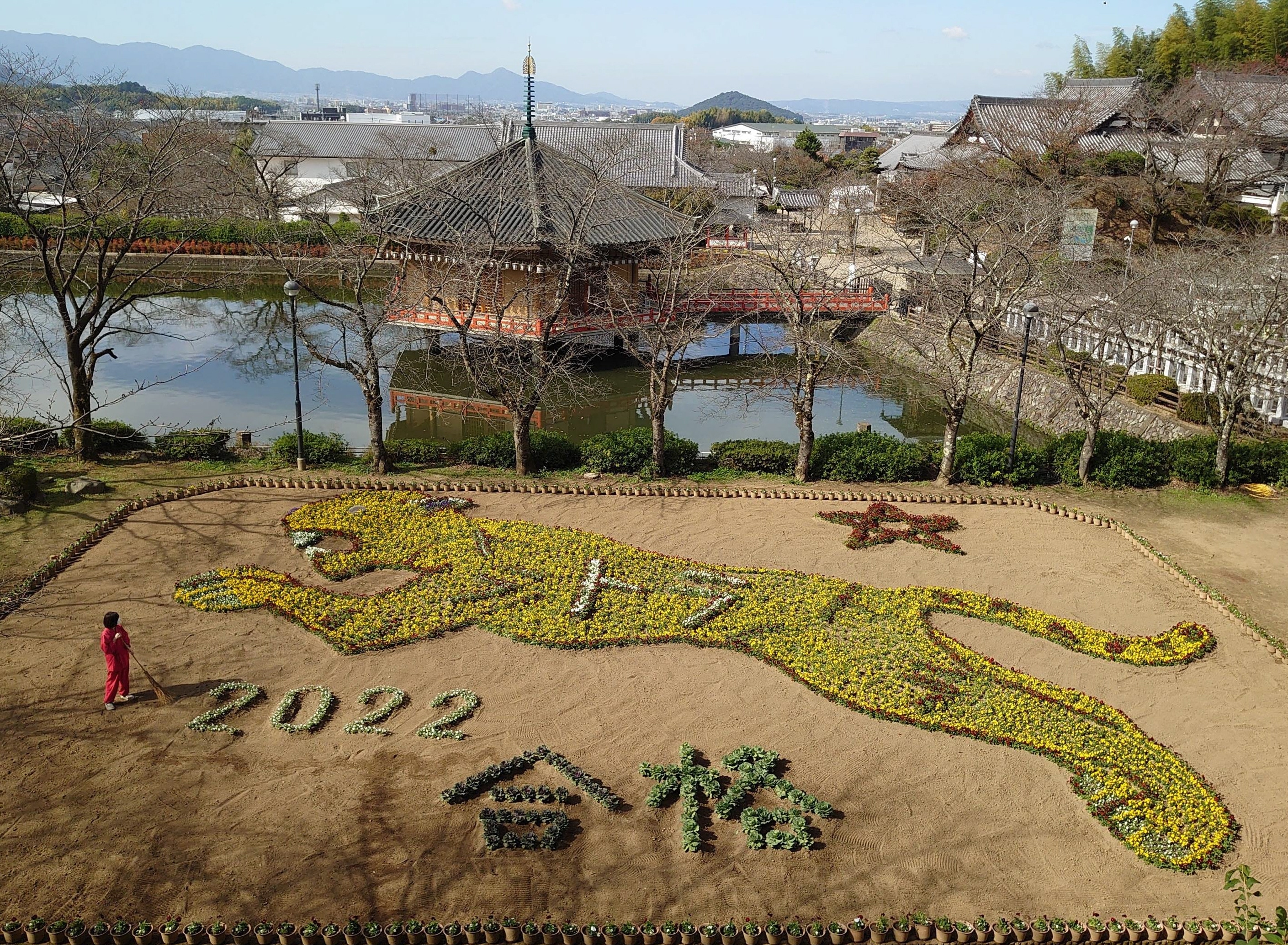 風景画・笹口淳（すなお）作「奈良薬師寺」 奈良・安倍文殊院ジャンボ花絵は「寅」 - 産経ニュース