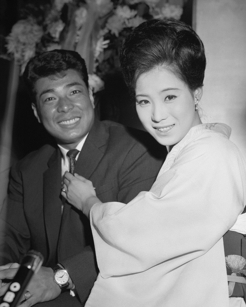 島倉千代子 夫