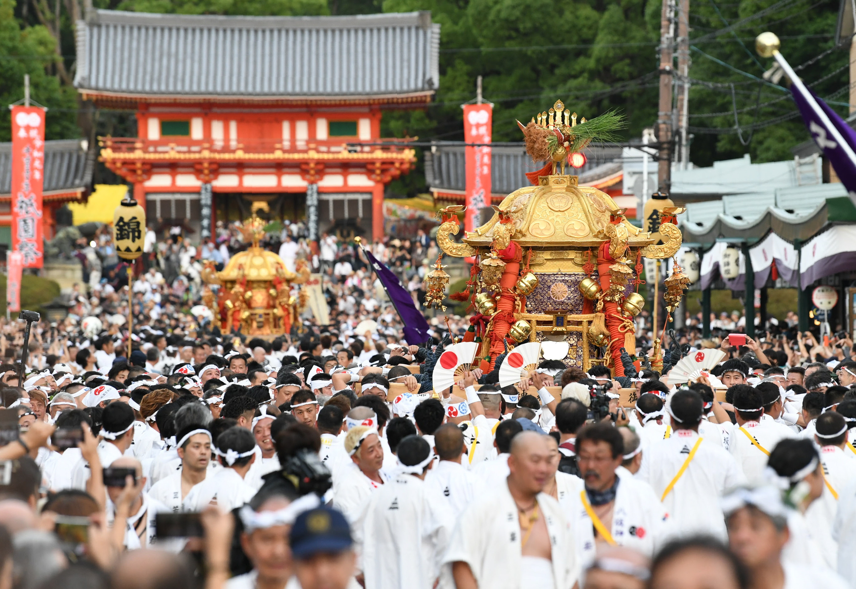 祇園祭の神輿渡御、3年ぶりに復活 八坂神社（写真・画像 1/1） - 産経