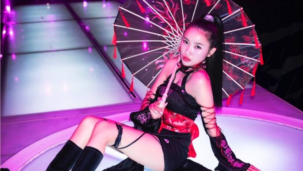 はるき Z世代に人気の浜野はるき、和とギャルマインドを融合した新曲「NINNIN