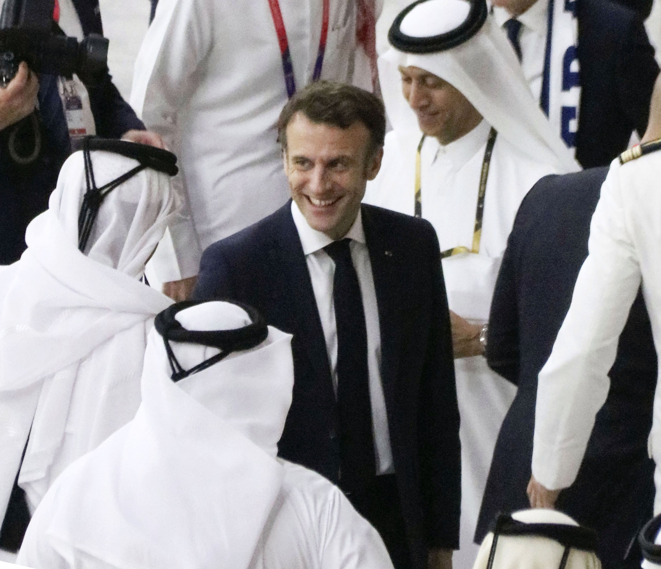 仏・マクロン大統領、Ｗ杯準決勝を観戦 野党のカタール訪問批判はねつけ、責任は「全て自分で負う」 - サンスポ