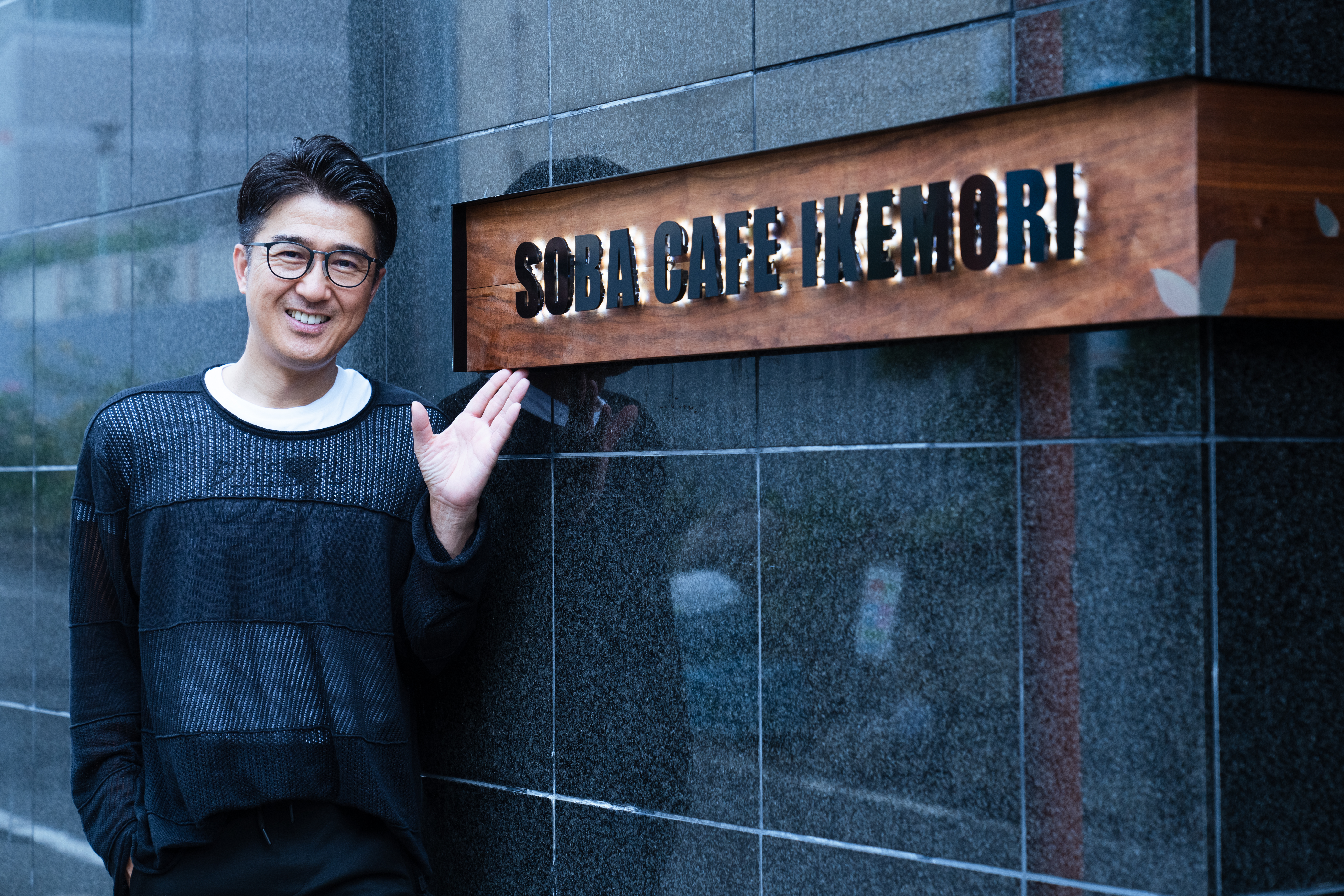 DEEN・池森秀一のそば店オープン 終日大盛況「たくさんのお客さん