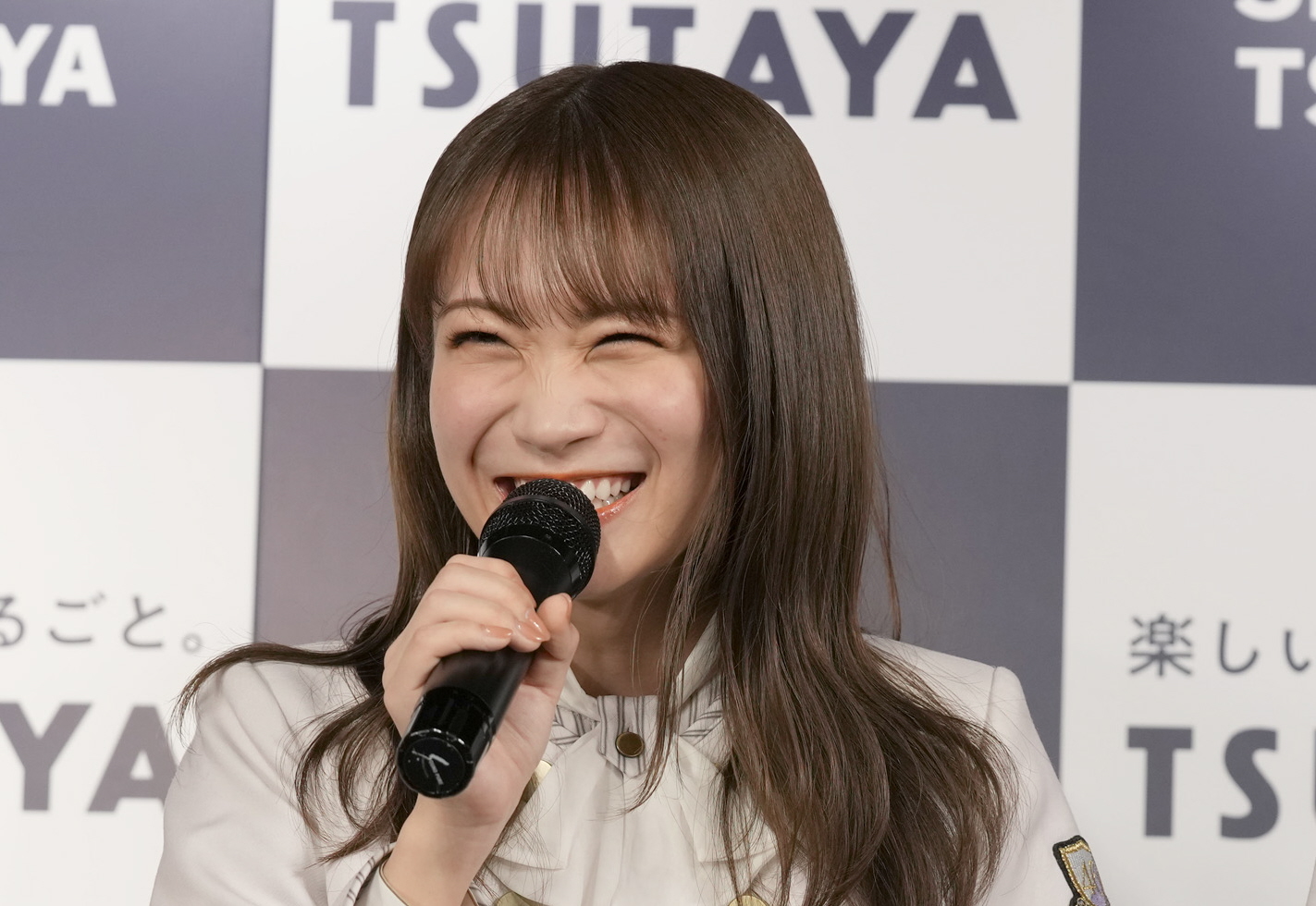元乃木坂46の秋元真夏が「GREEN×CAPTAIN」に就任