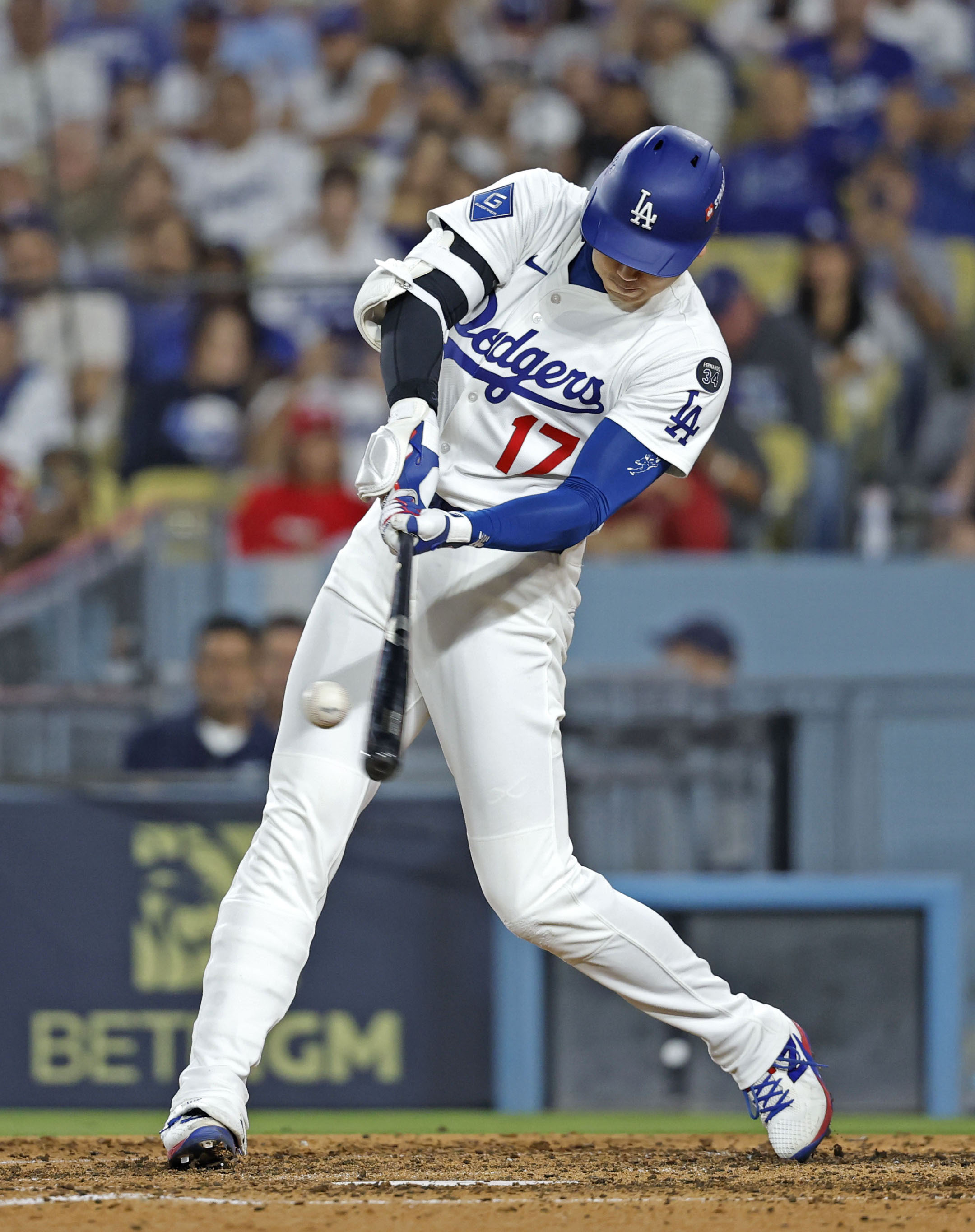 PO開幕、日本勢大活躍 大谷翔平が初戦で2発 鈴木誠也も同点弾