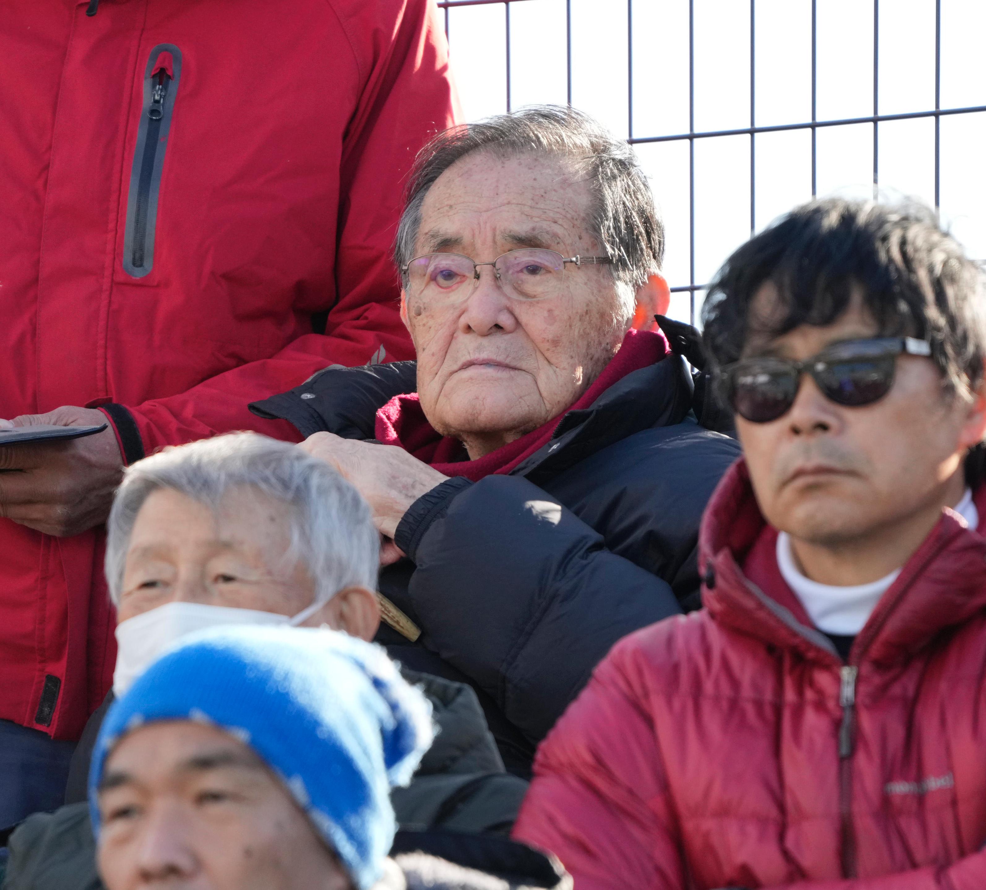 ラグビー名門・京都工学院高のジャージーが「赤黒」の謎 山口