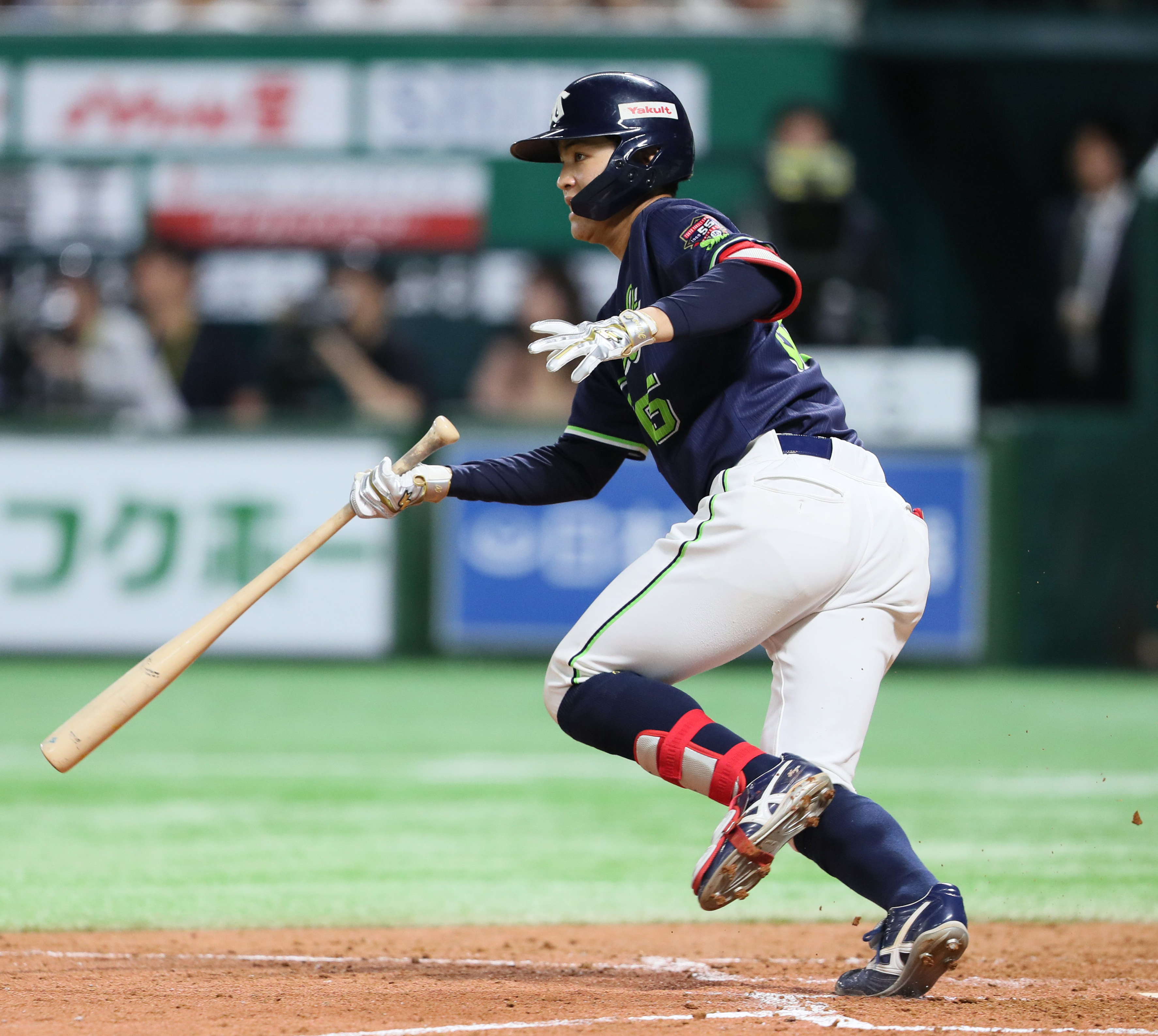 ヤクルトD4位・鈴木叶、球団70年ぶり高卒新人スタメンマスク プロ