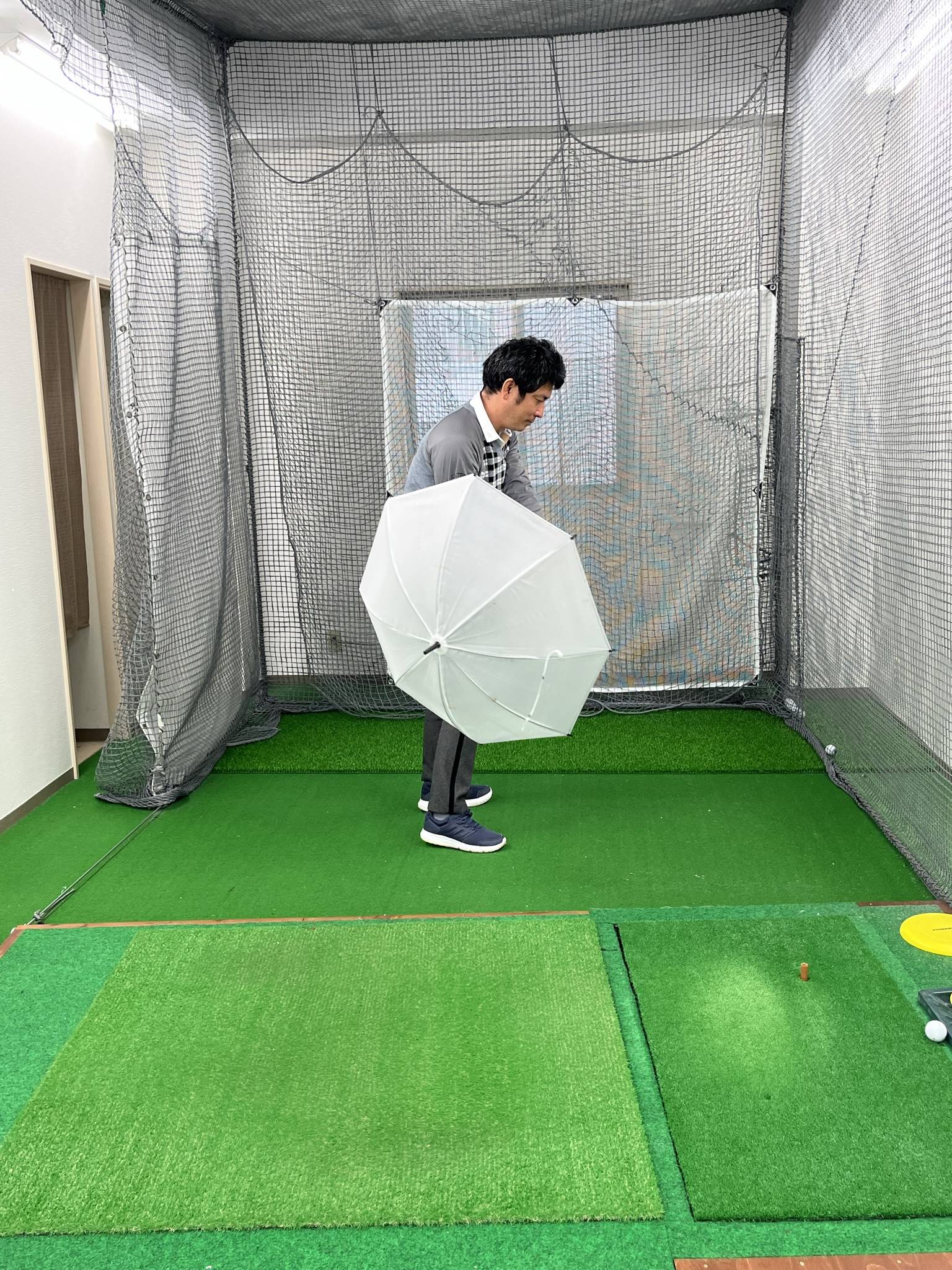 新発想 2重振り子スイング】傘を使ってシャフトの軸回転を確認 片手