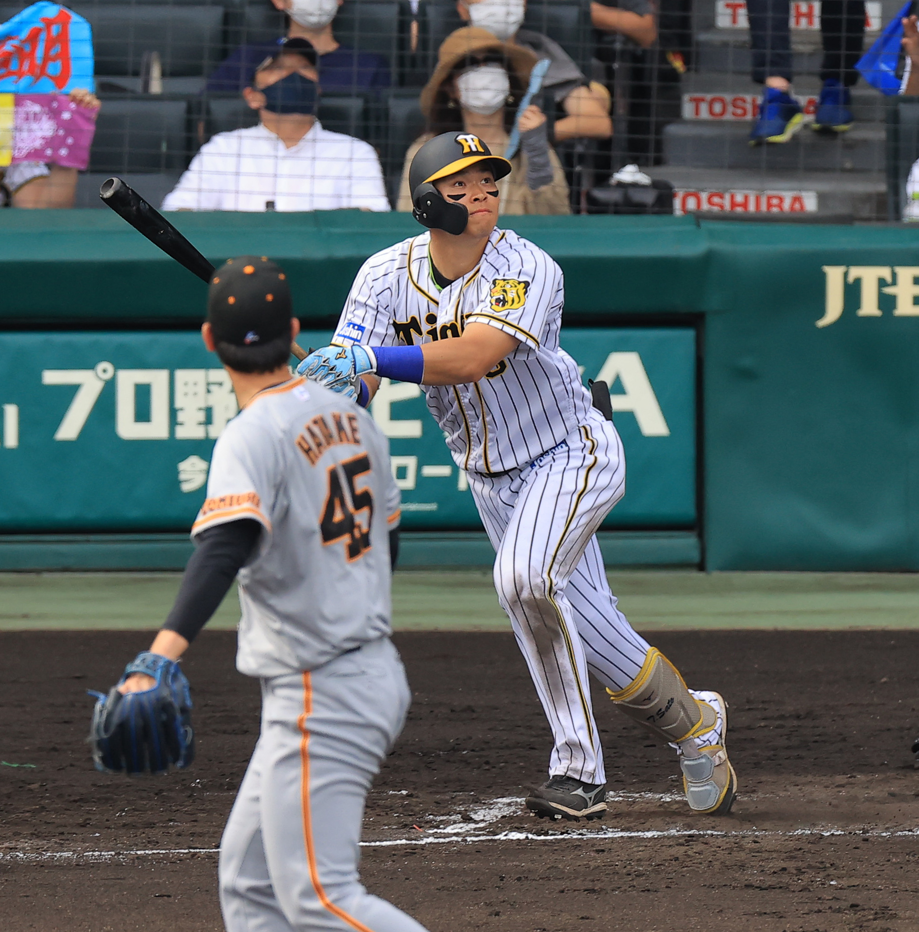 阪神 巨人３連戦負け越し 佐藤輝は岡田彰布氏の新人時代に並ぶ１８号 サンスポ