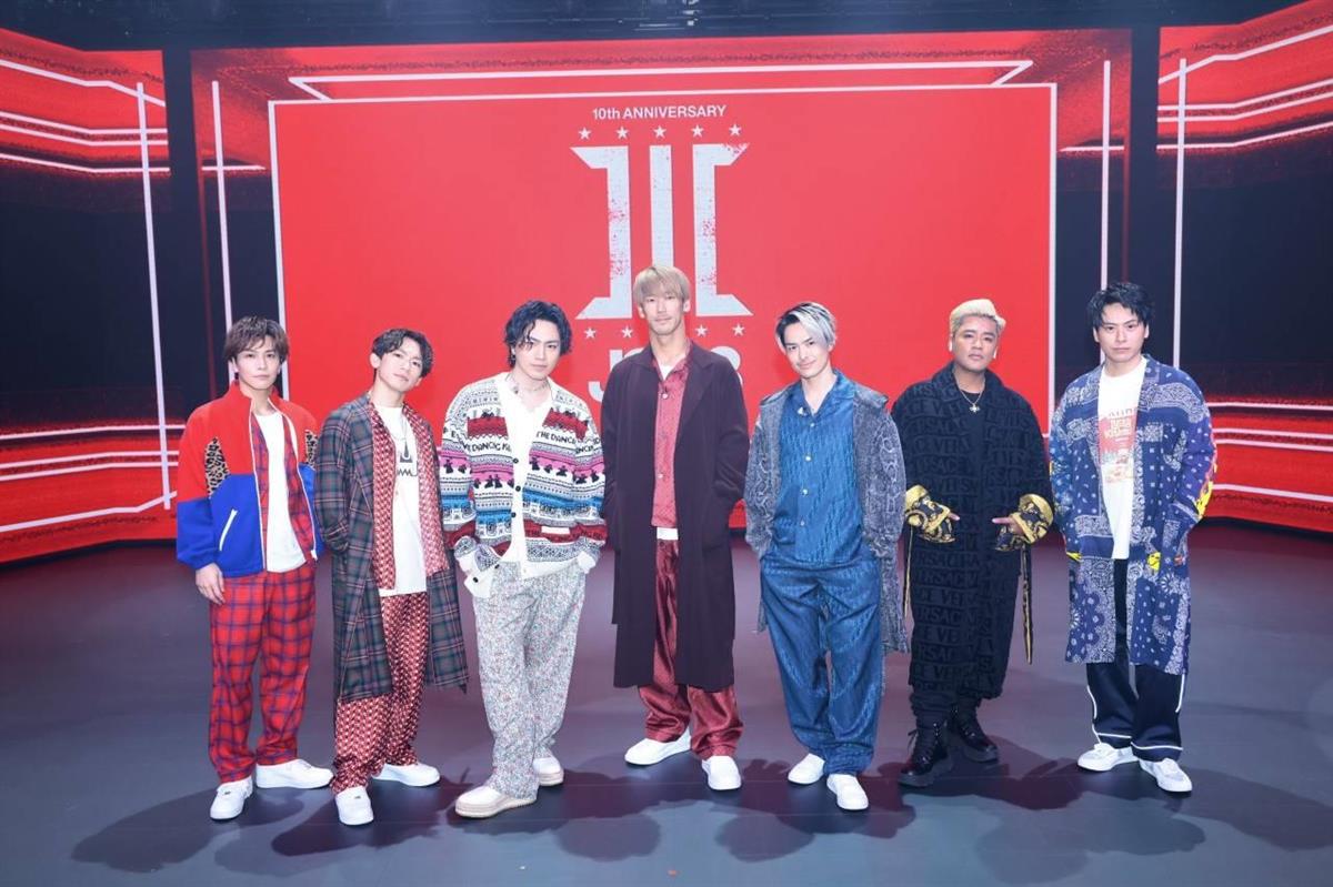 三代目ｊｓｂ サンタ風衣装で ｏ ｒ ｉ ｏ ｎ 熱唱 サンスポ