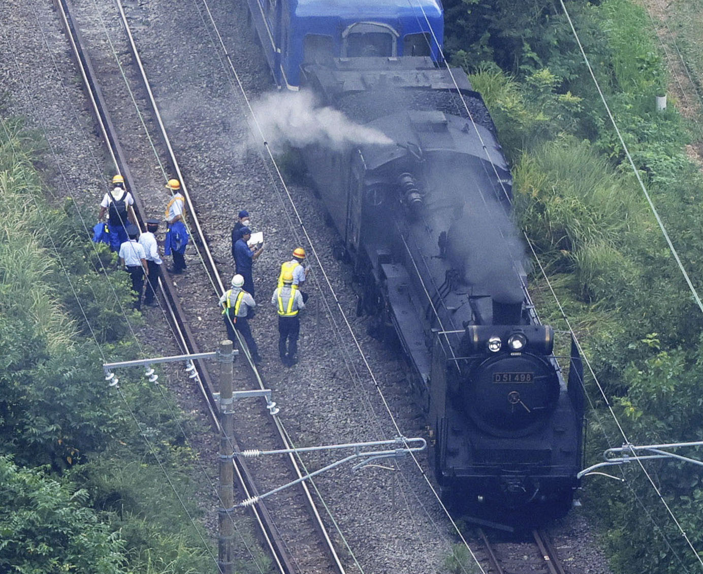 動画】上越線の蒸気機関車D51脱線事故、運輸安全委が調査へ 「デゴイチ