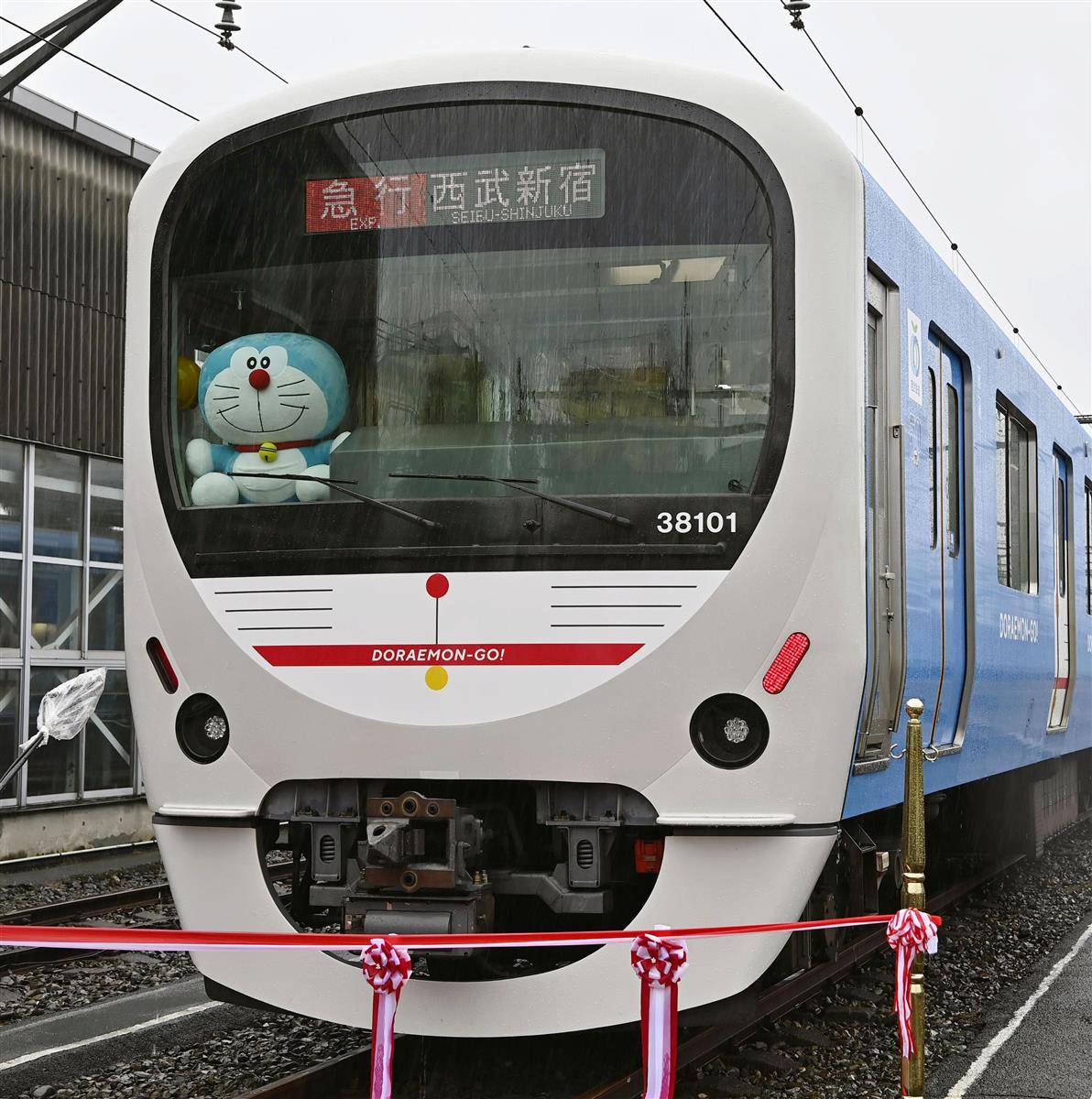 世界に1台 ドラえもん号 ツイン 各部新品 車検1年半以上 配れ