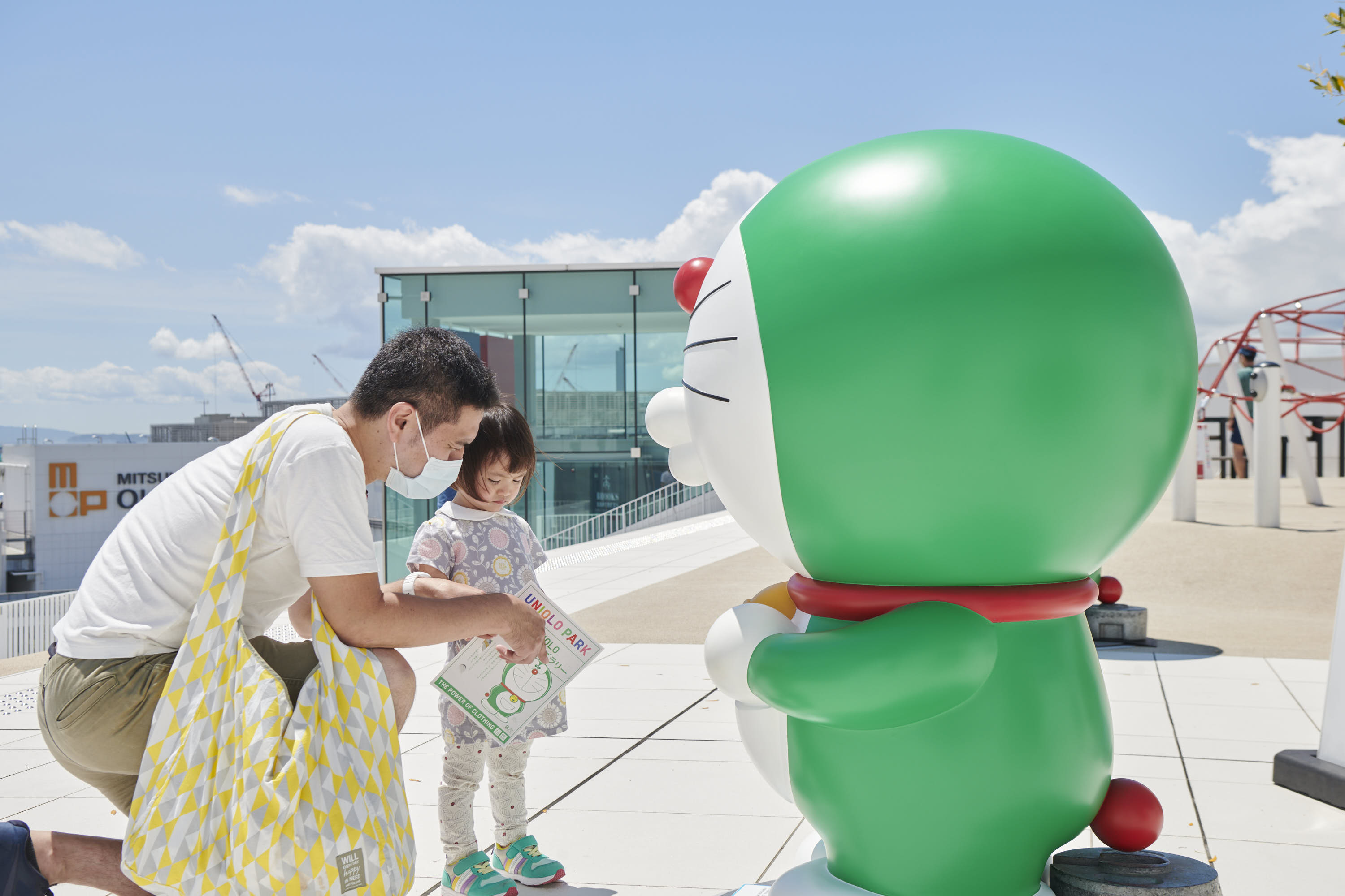 緑のドラえもん が横浜に登場 サステナビリティの理解促進に一役買う サンスポ