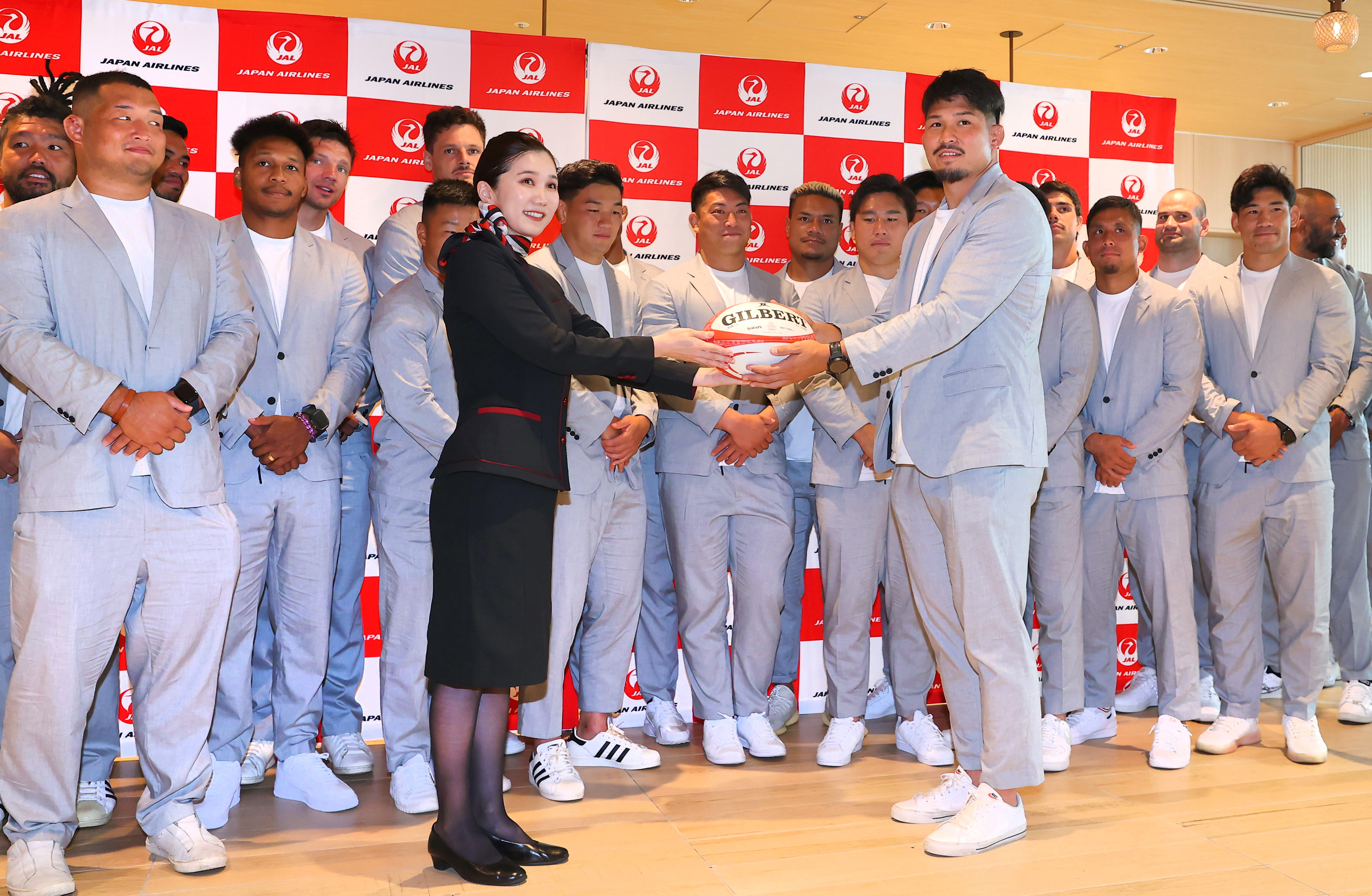 ラグビー日本代表、W杯へ出発 バックアップメンバー発表！ファカタバ