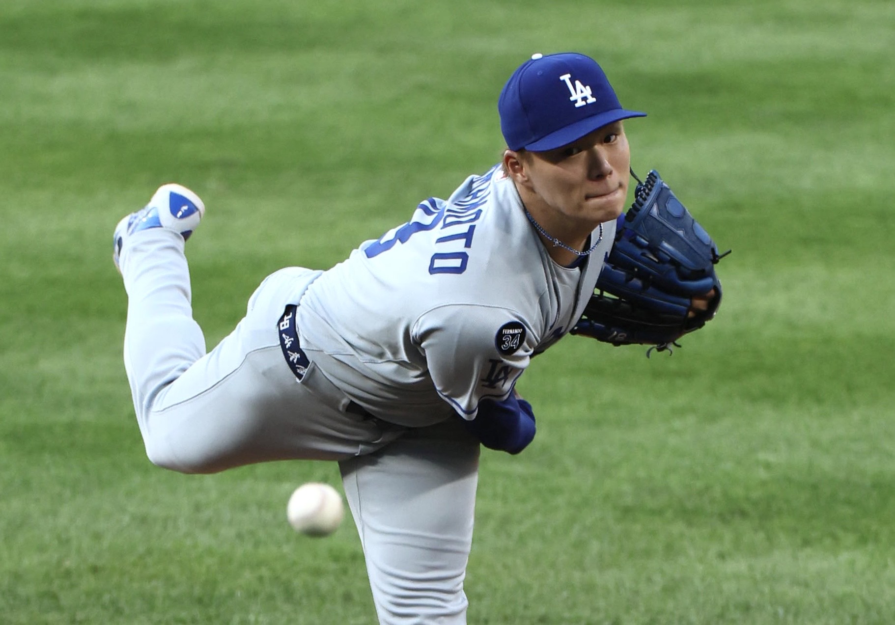 山本由伸 フィギュア 18 7月2日特別限定今年世界一山本なしでは